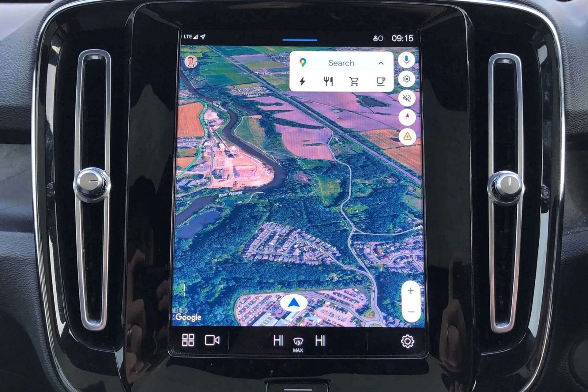 2022 VOLVO C40 2022 VOLVO C40