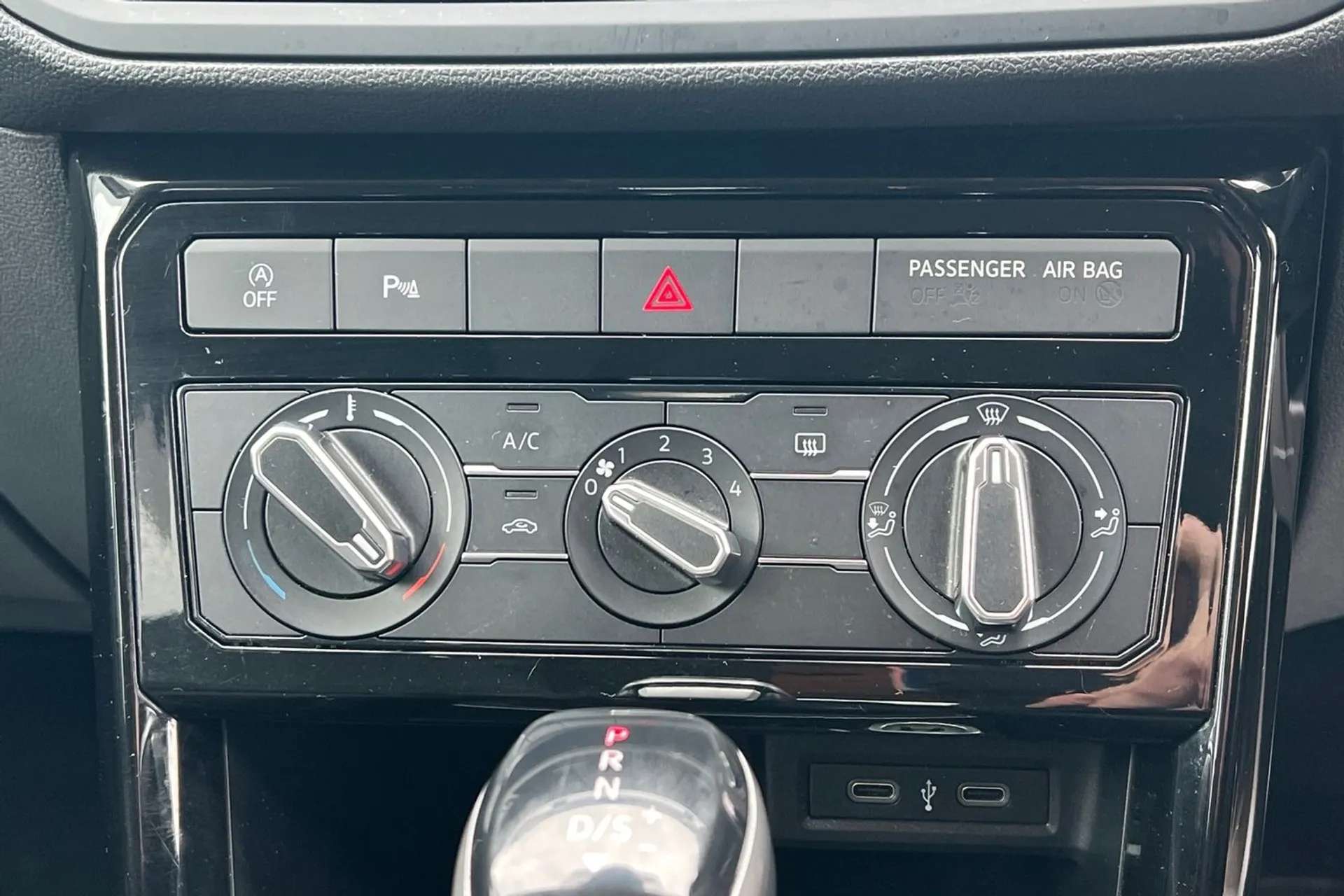 2021 VOLKSWAGEN T-CROSS 2021 VOLKSWAGEN T-CROSS