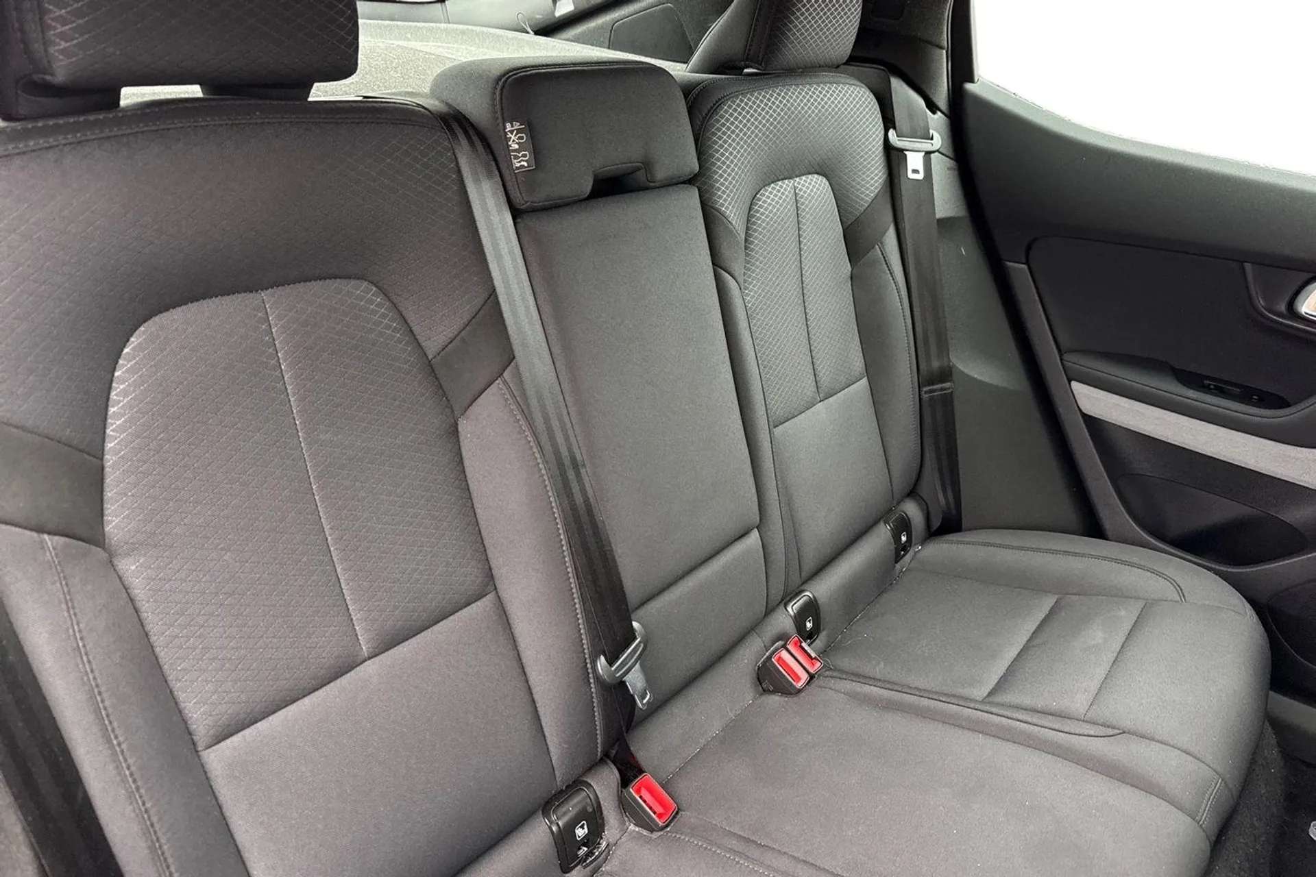 2022 POLESTAR 2 2022 POLESTAR 2