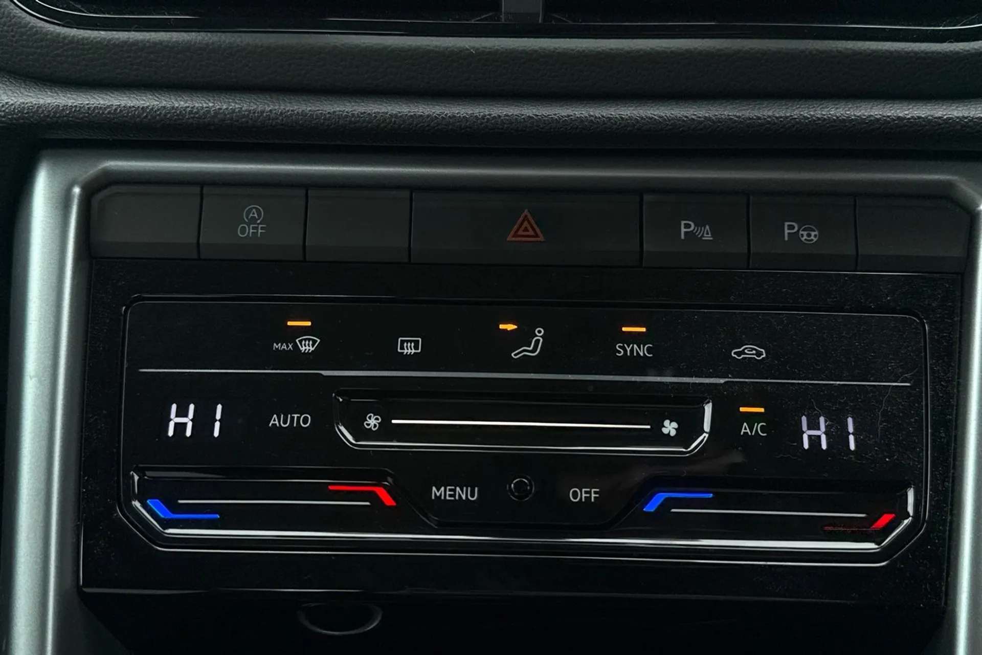 2023 VOLKSWAGEN T-ROC 2023 VOLKSWAGEN T-ROC