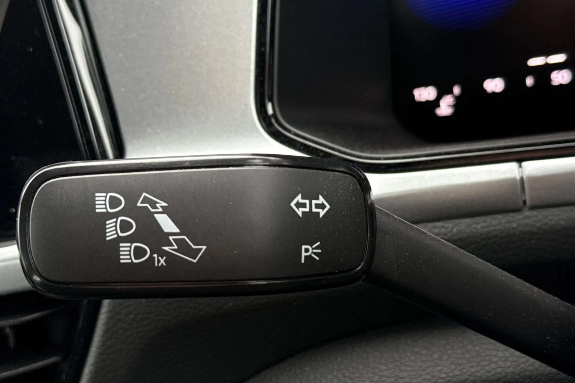 2023 VOLKSWAGEN T-ROC 2023 VOLKSWAGEN T-ROC