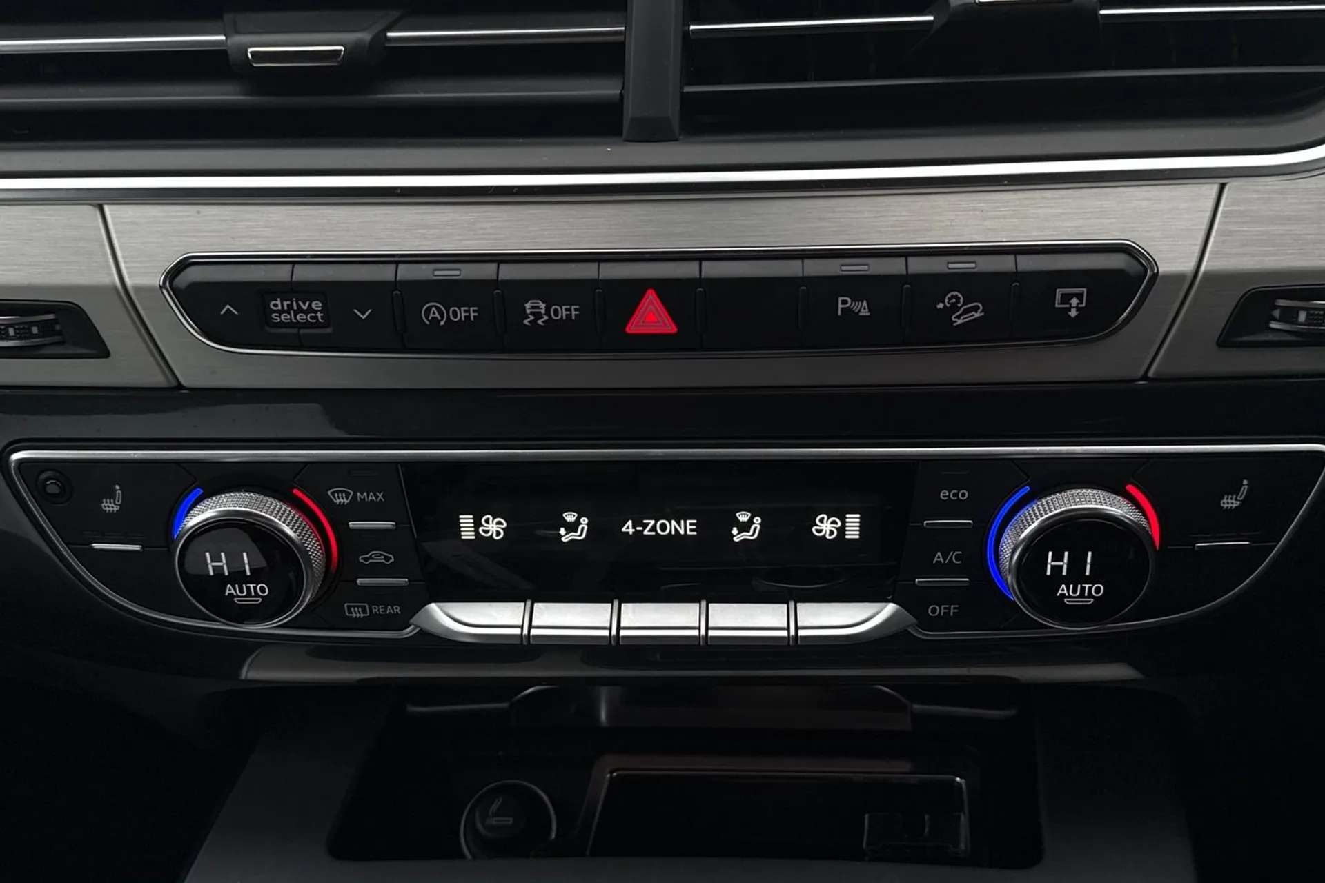 2016 AUDI Q7 2016 AUDI Q7