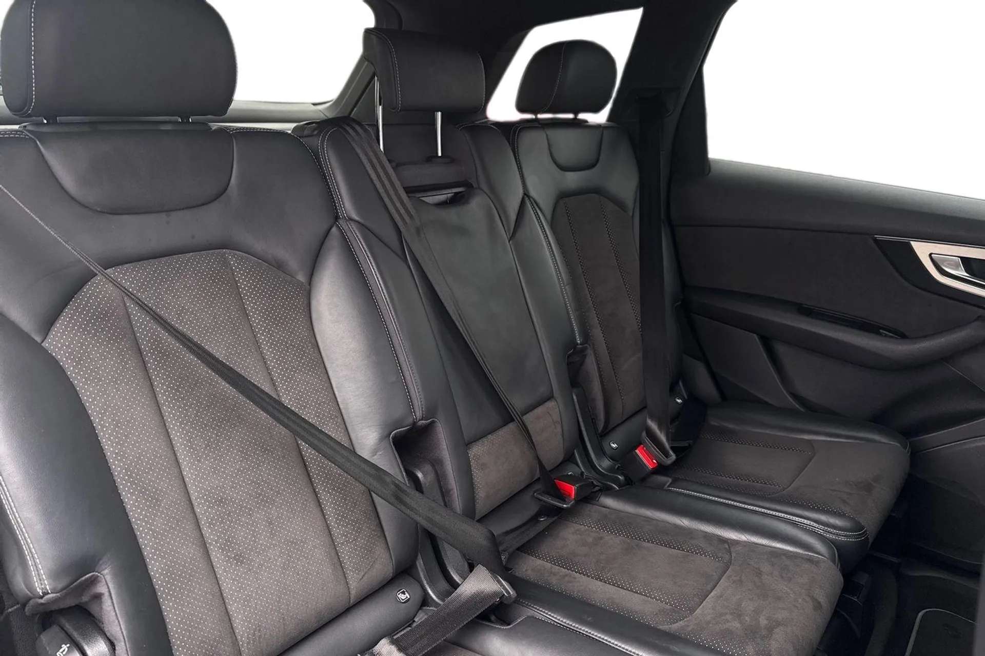 2016 AUDI Q7 2016 AUDI Q7