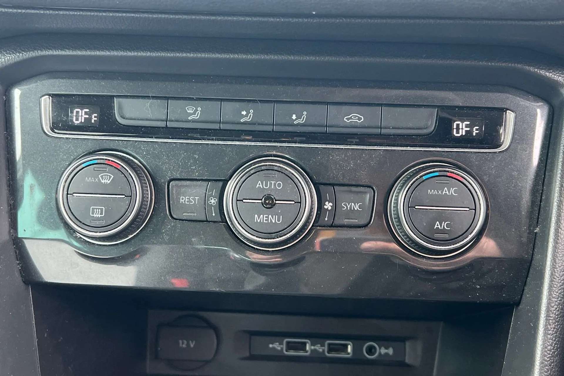 2019 VOLKSWAGEN TIGUAN 2019 VOLKSWAGEN TIGUAN