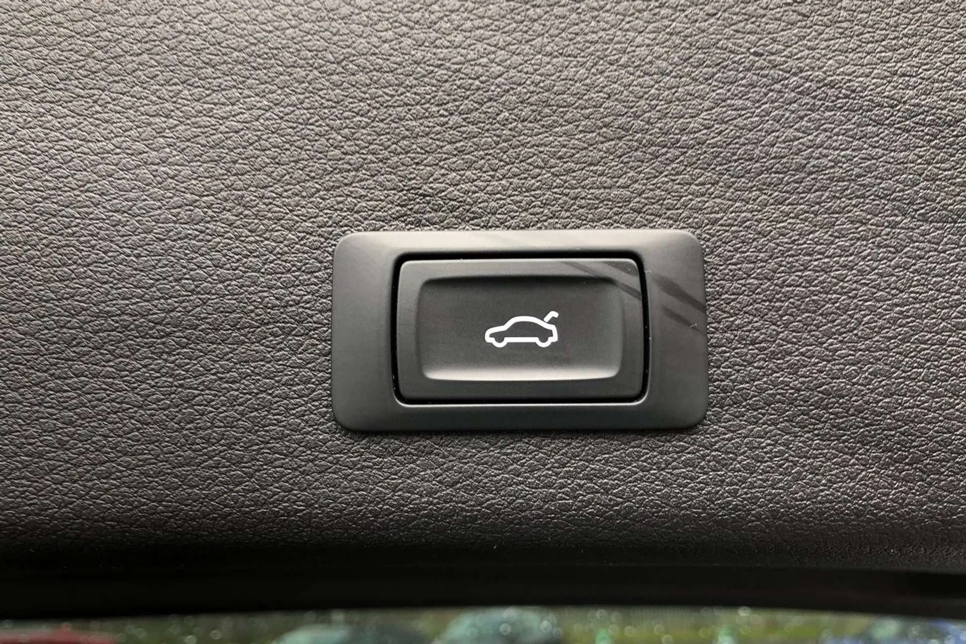 2023 AUDI Q8 2023 AUDI Q8