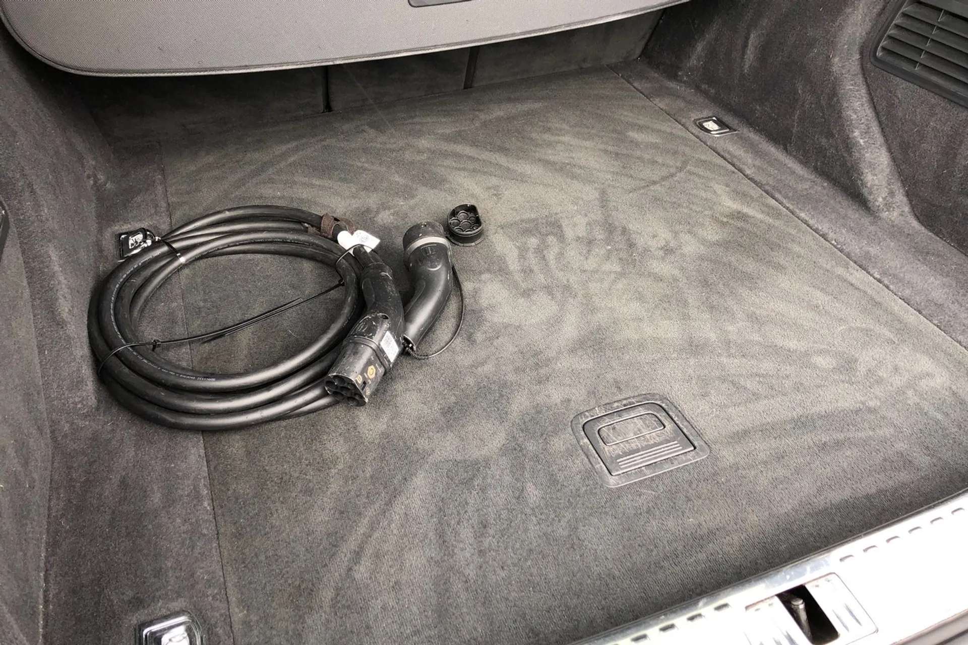 2023 AUDI Q8 2023 AUDI Q8