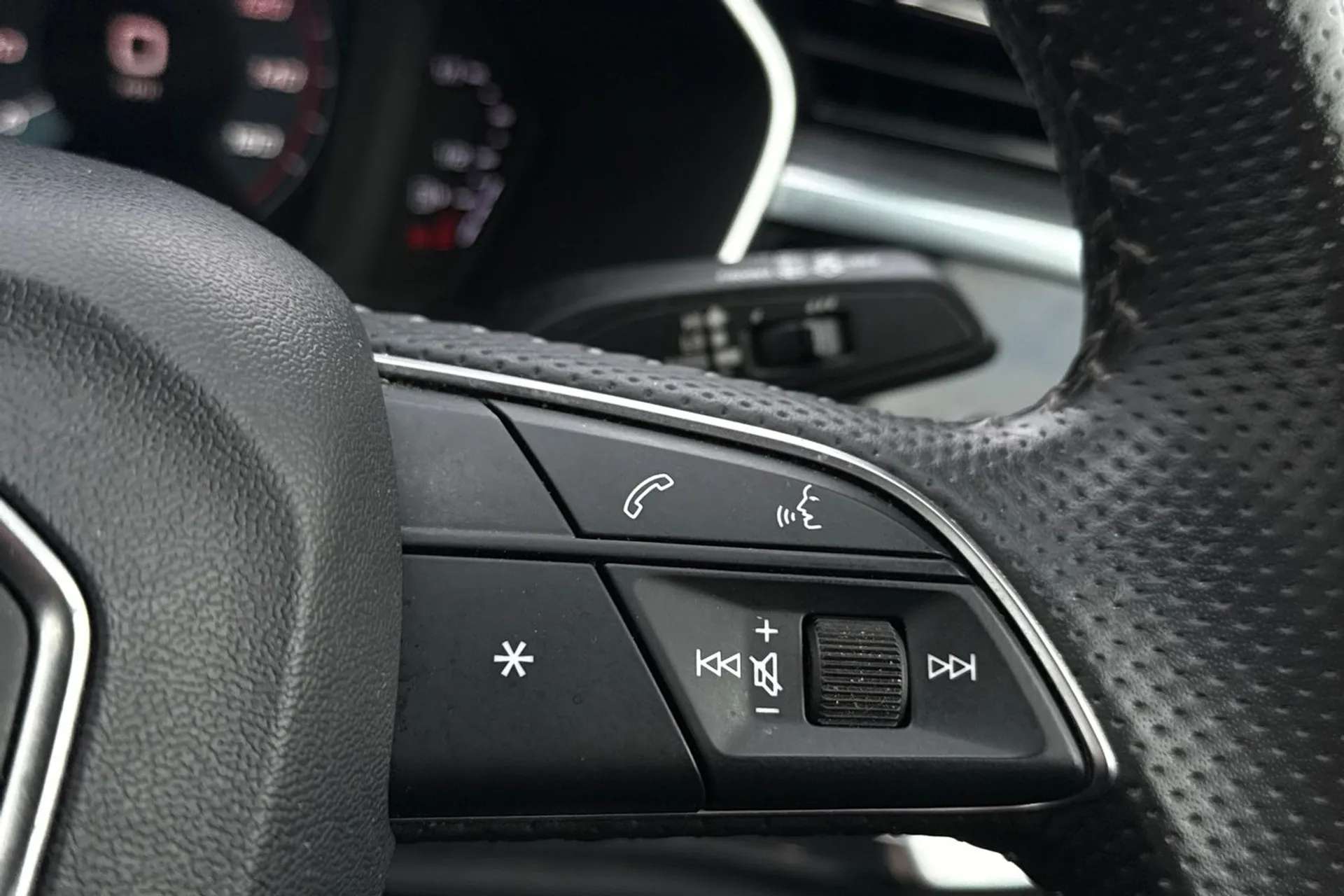 2019 AUDI Q3 2019 AUDI Q3