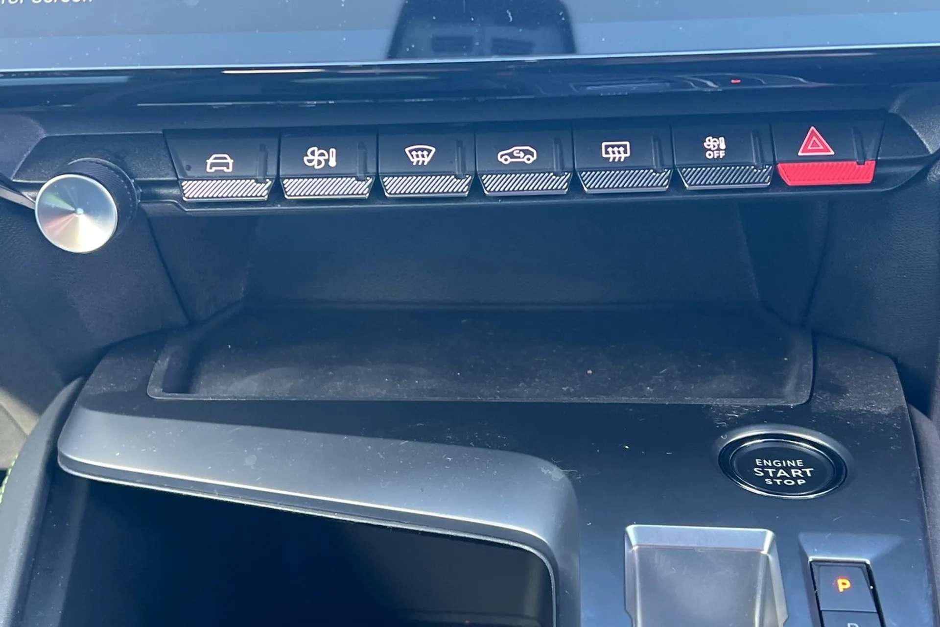 2024 PEUGEOT 408 2024 PEUGEOT 408