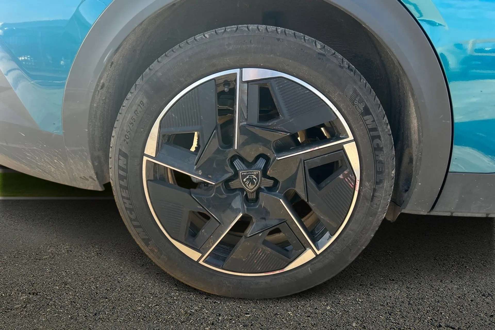 2024 PEUGEOT 408 2024 PEUGEOT 408