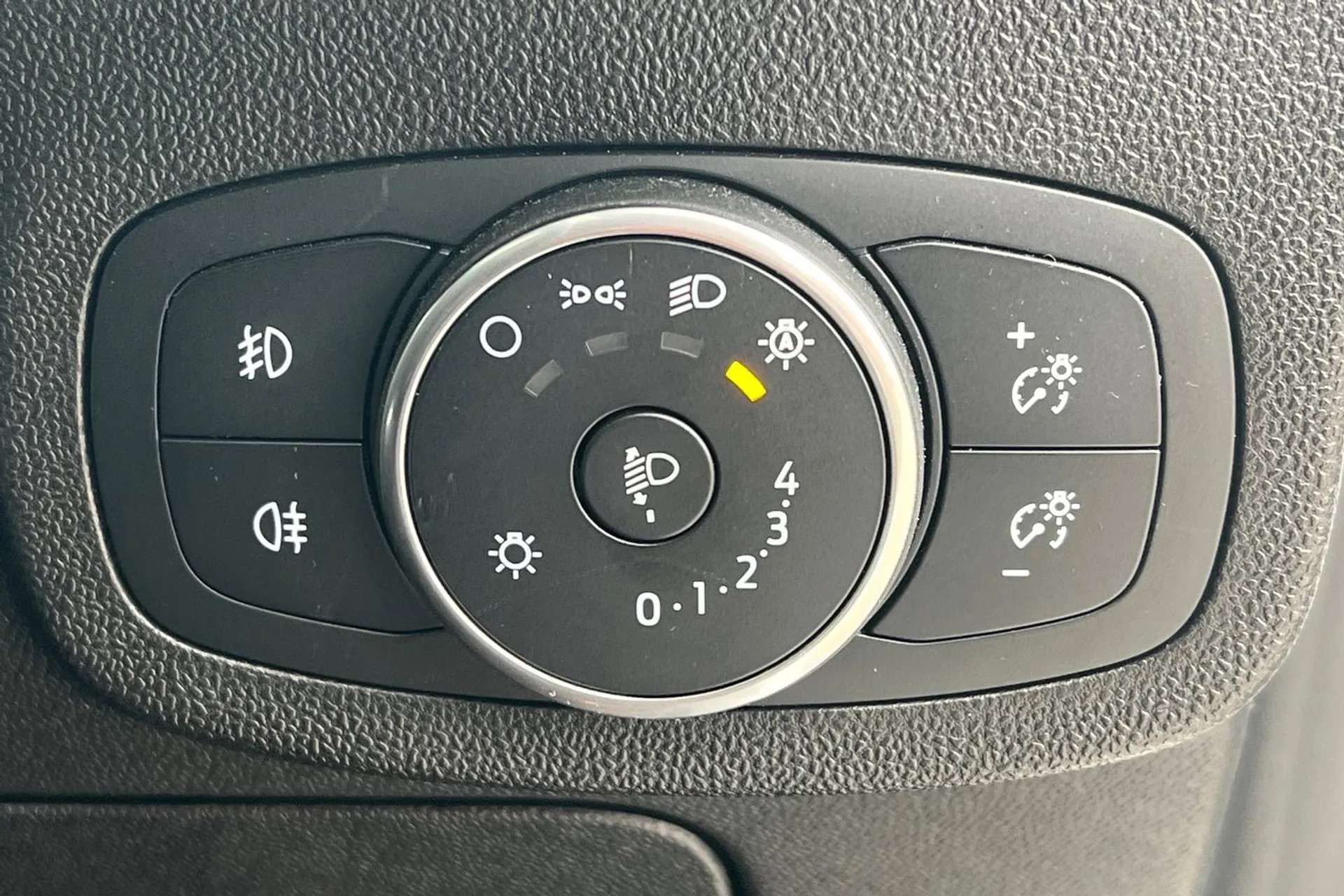 2018 FORD FIESTA VIGNALE 2018 FORD FIESTA VIGNALE