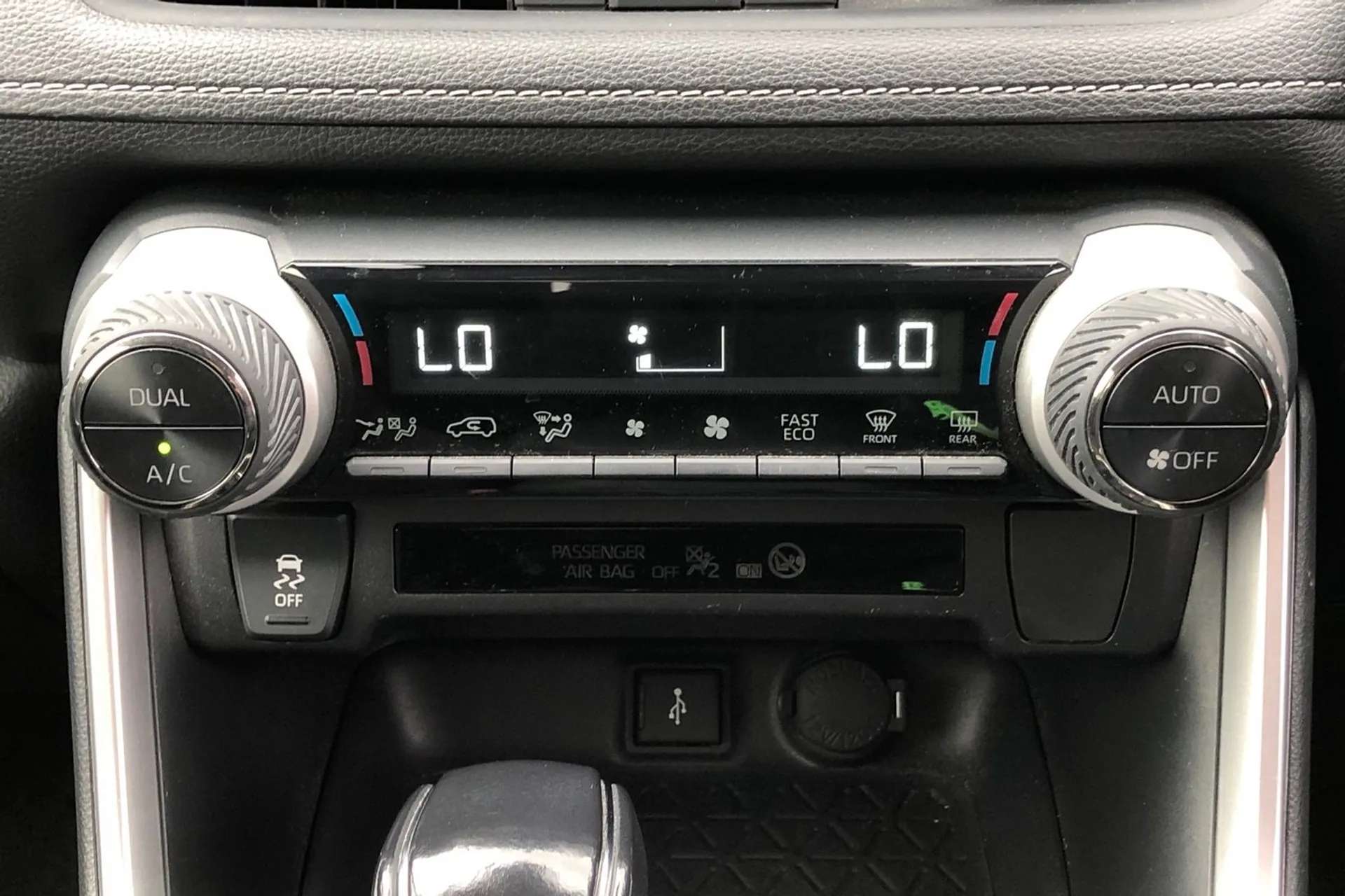 2020 TOYOTA RAV4 2020 TOYOTA RAV4