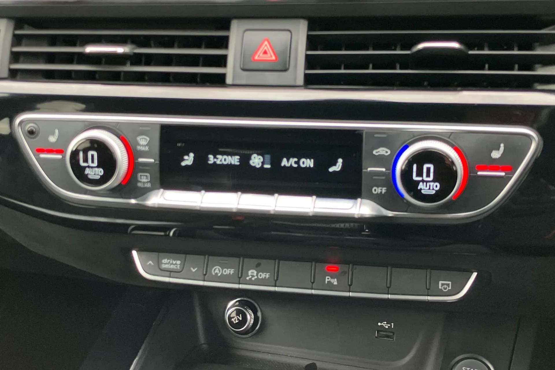 2018 AUDI A4 2018 AUDI A4