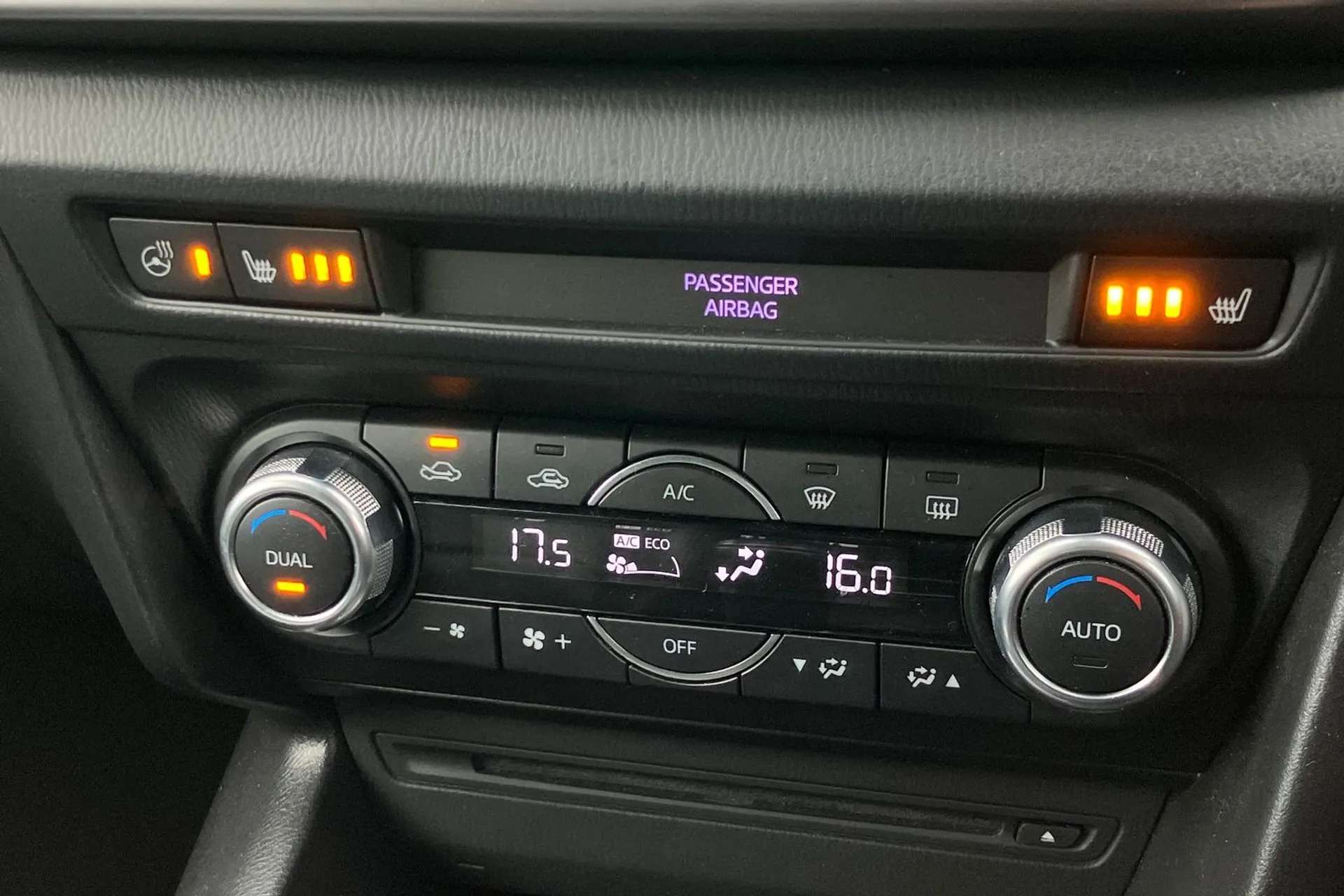 2017 MAZDA MAZDA3 2017 MAZDA MAZDA3