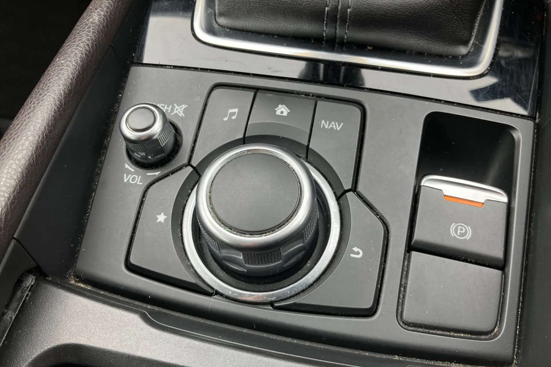 2017 MAZDA MAZDA3 2017 MAZDA MAZDA3