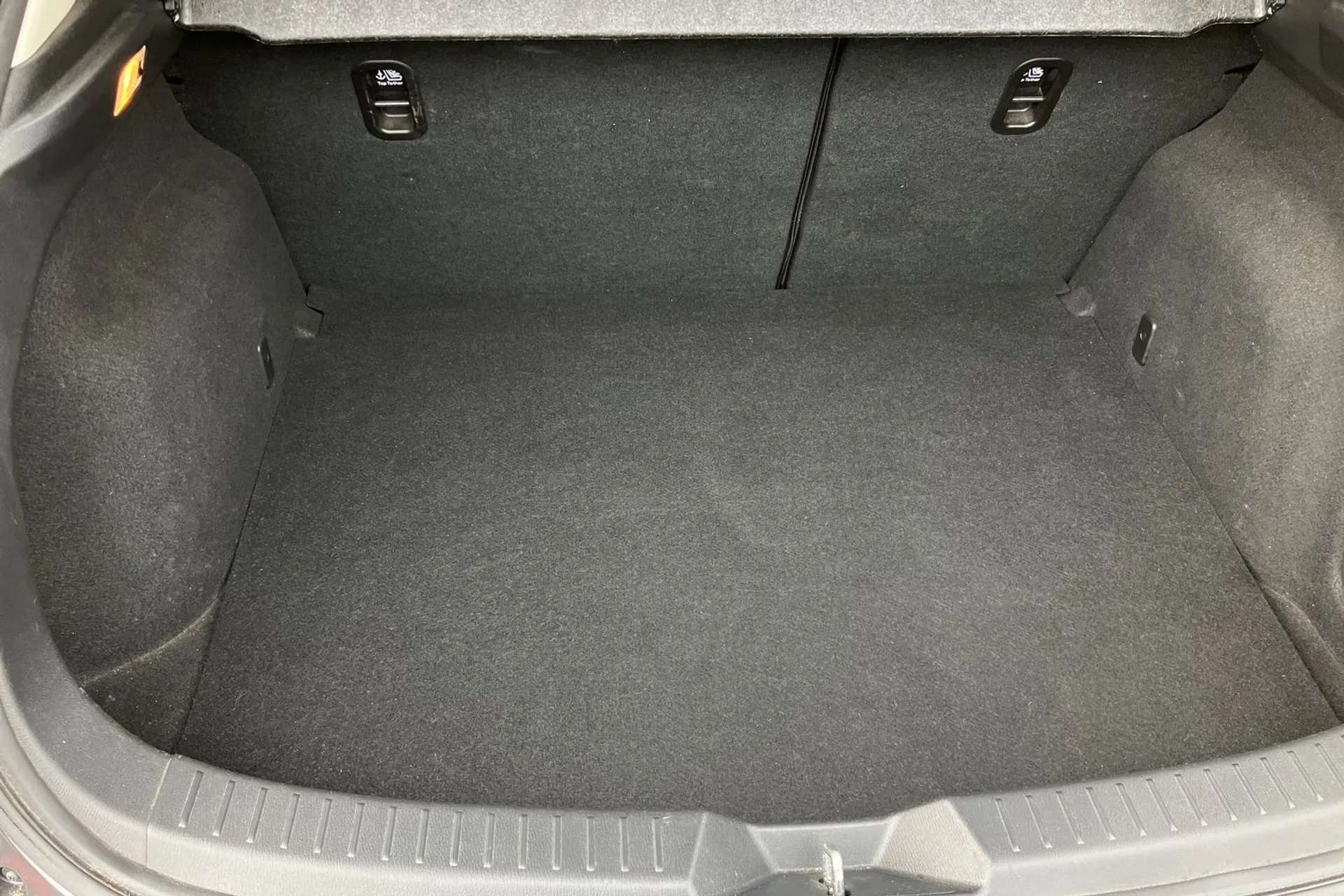 2017 MAZDA MAZDA3 2017 MAZDA MAZDA3