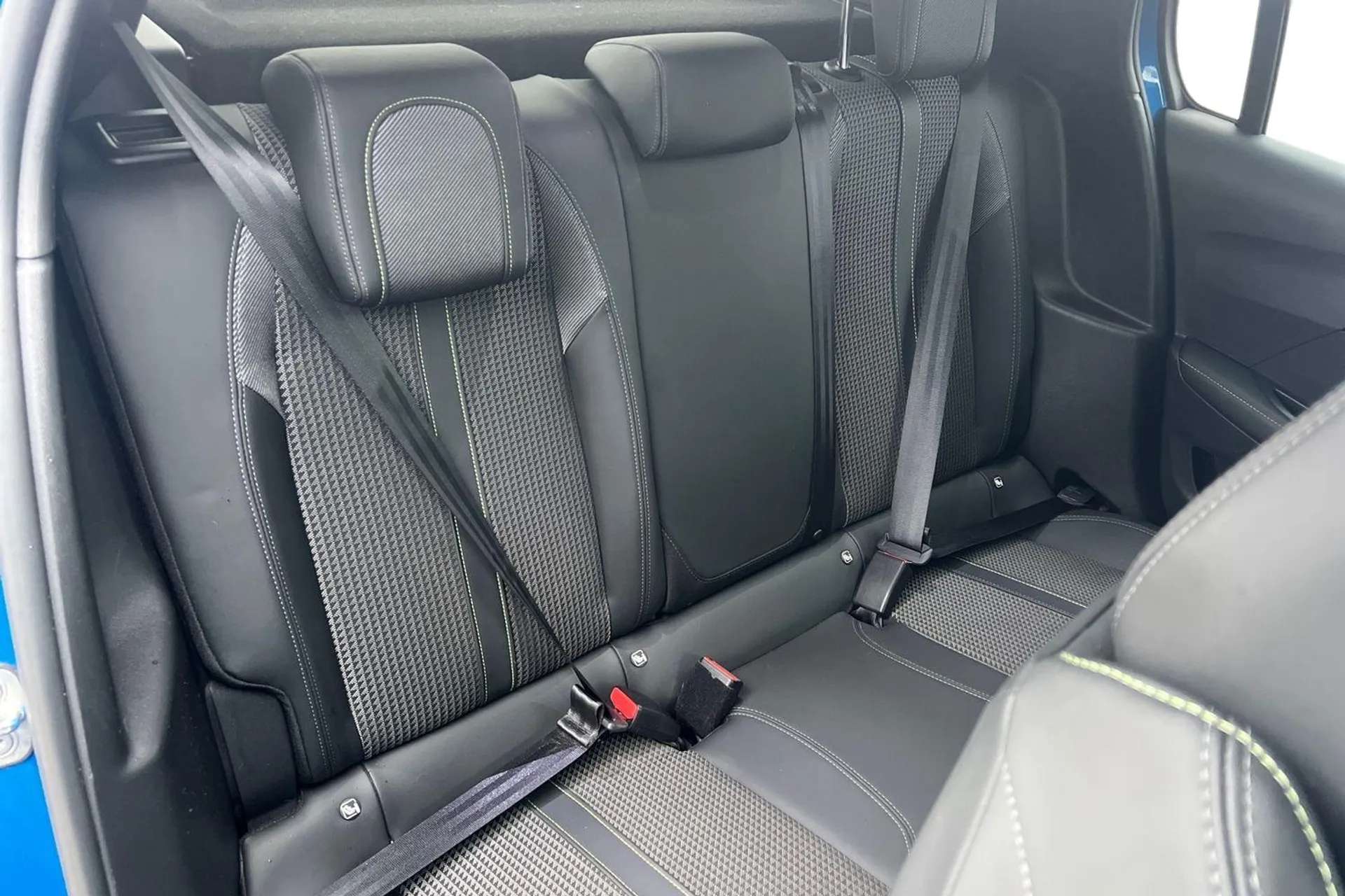 2020 PEUGEOT 208 2020 PEUGEOT 208