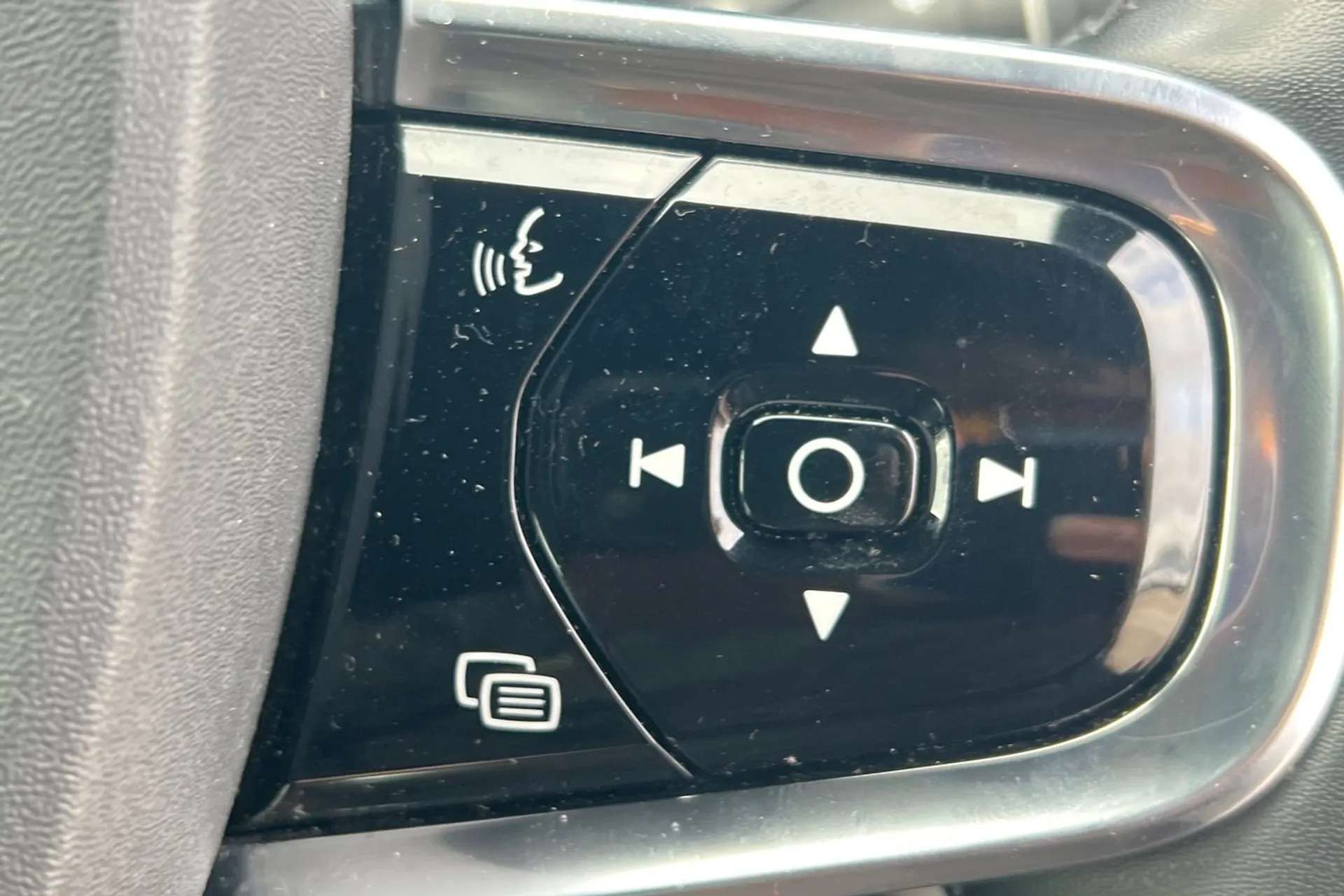 2022 POLESTAR 2 2022 POLESTAR 2