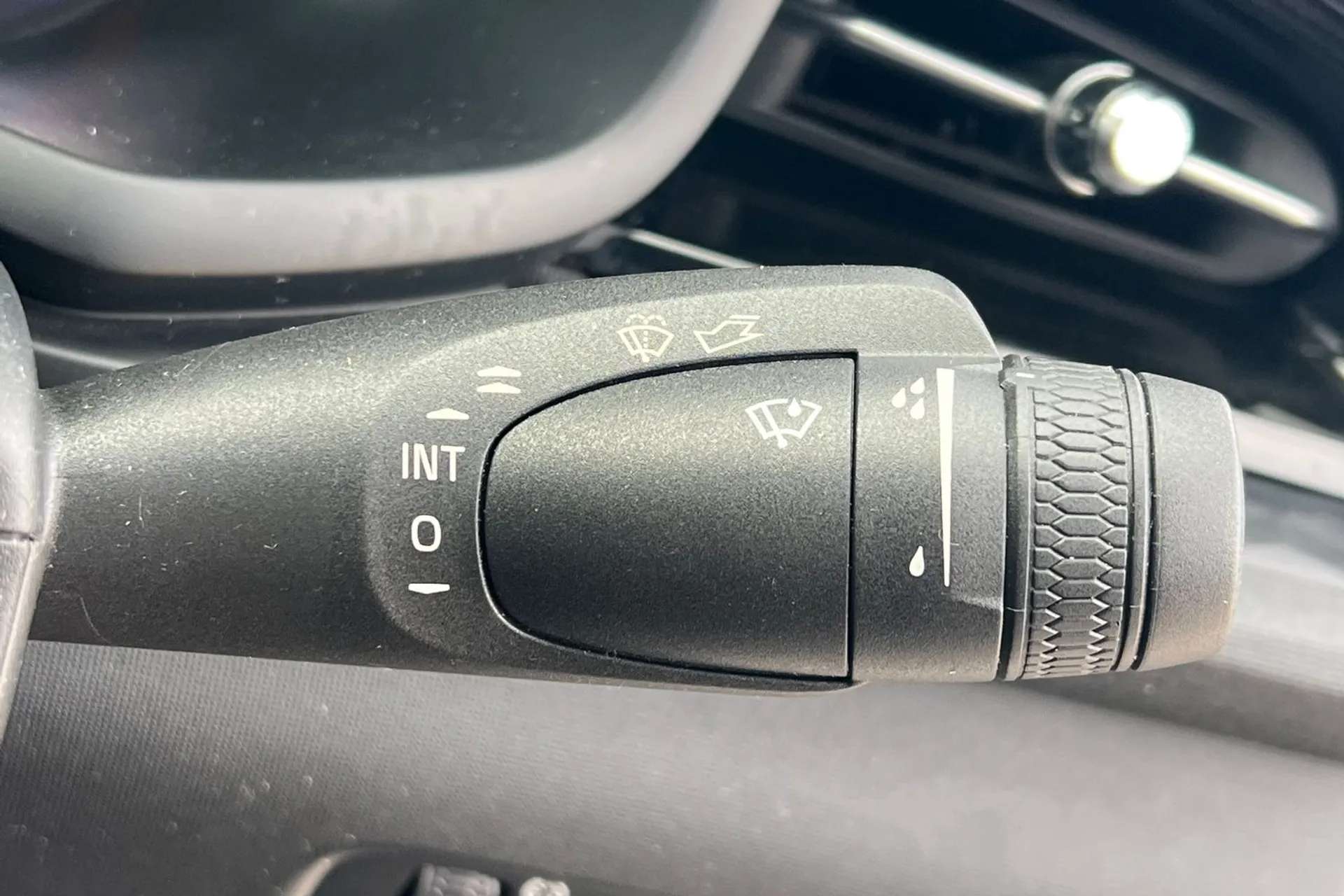 2022 POLESTAR 2 2022 POLESTAR 2