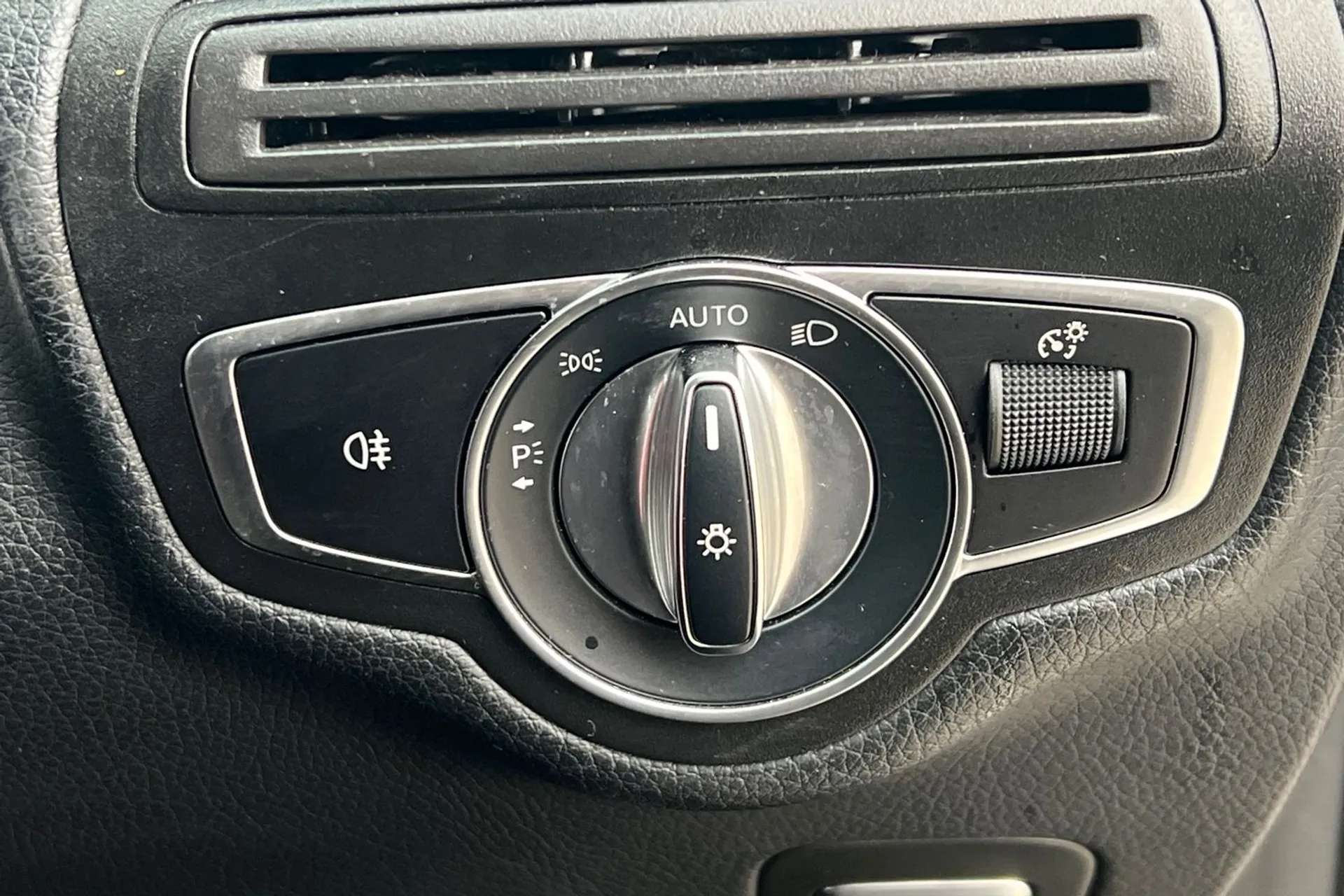 2019 MERCEDES-BENZ GLC 2019 MERCEDES-BENZ GLC