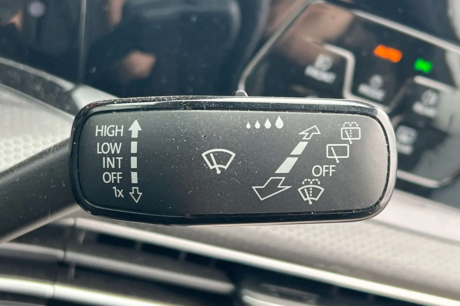 2020 VOLKSWAGEN GOLF 2020 VOLKSWAGEN GOLF