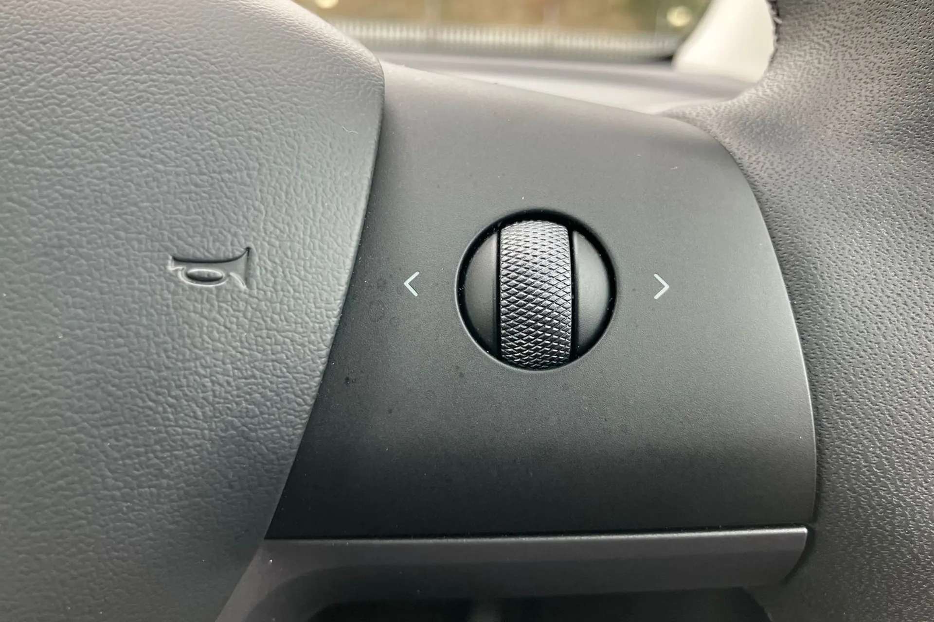 2024 TESLA MODEL Y 2024 TESLA MODEL Y