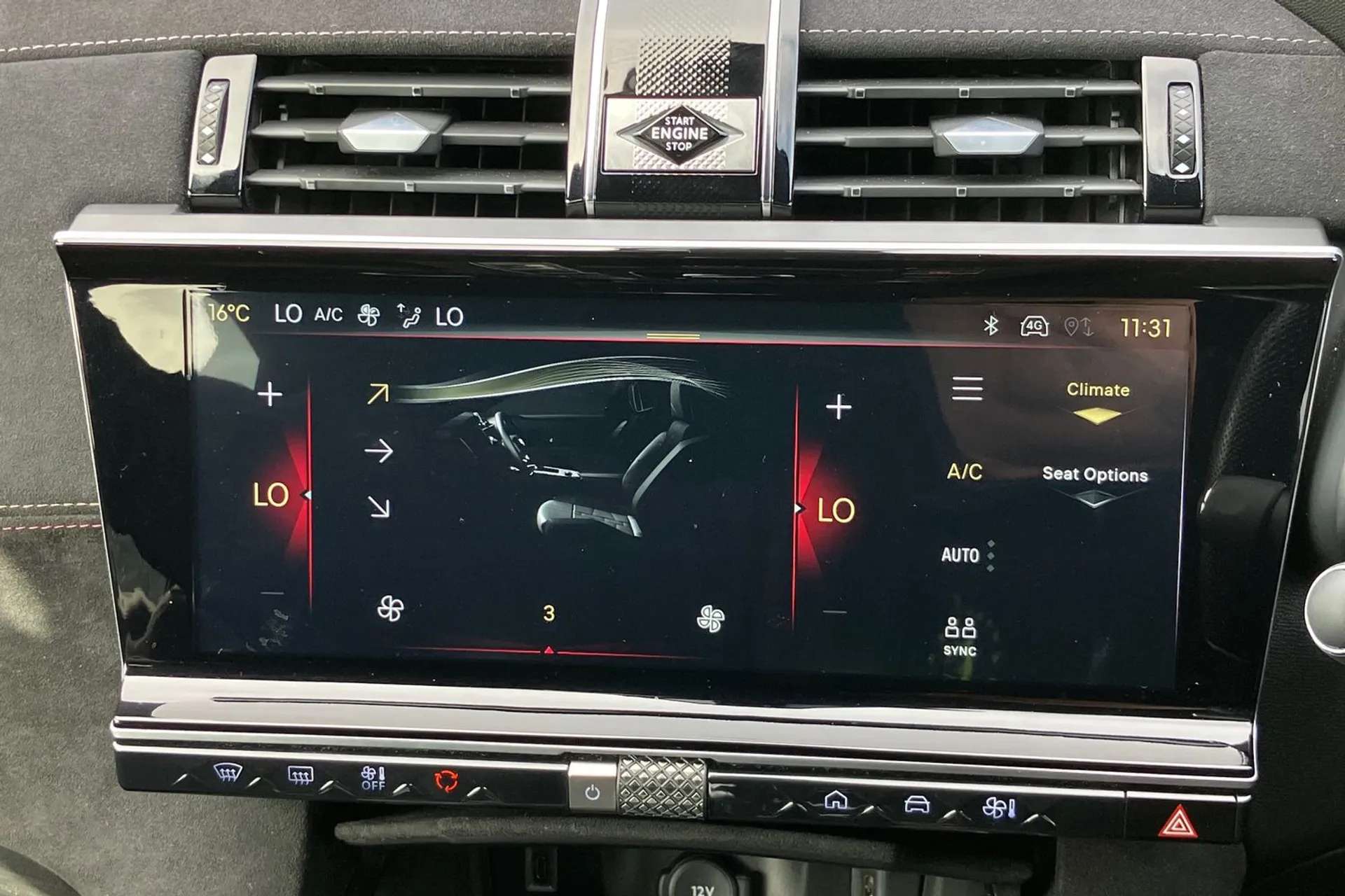 2024 DS DS 7 CROSSBACK 2024 DS DS 7 CROSSBACK