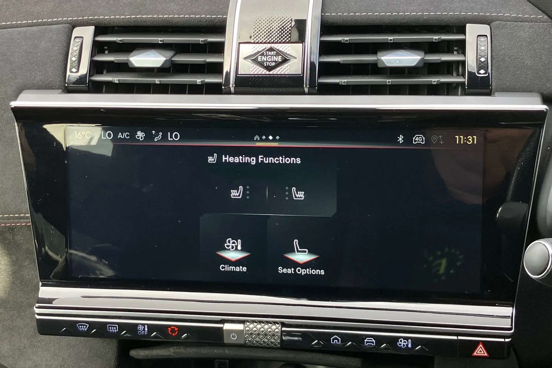 2024 DS DS 7 CROSSBACK 2024 DS DS 7 CROSSBACK