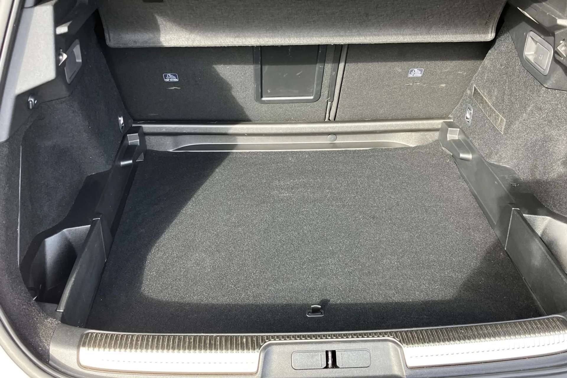 2024 DS DS 7 CROSSBACK 2024 DS DS 7 CROSSBACK