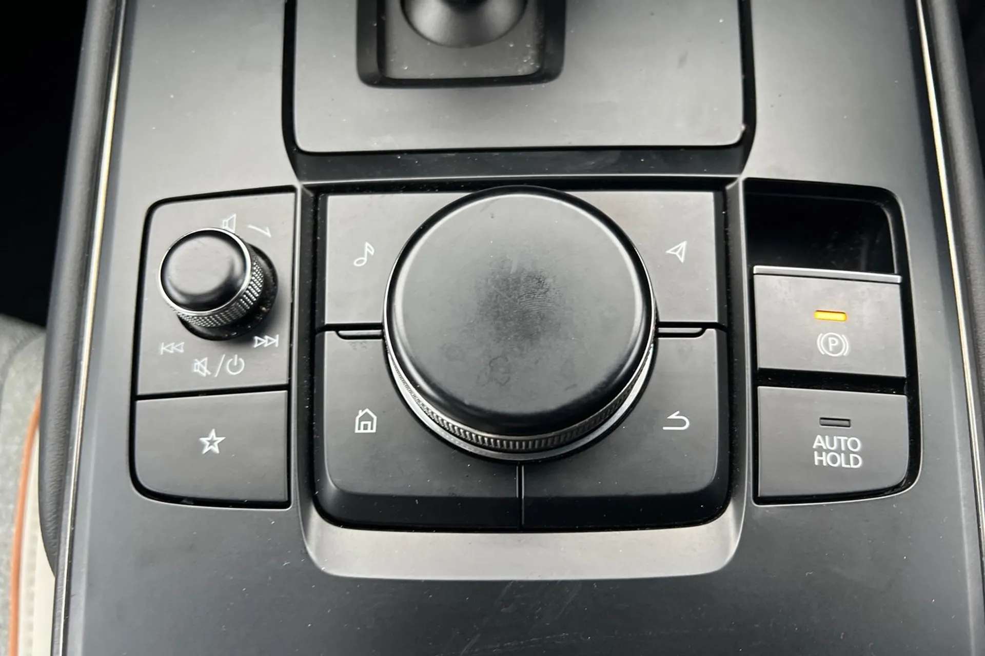 2021 MAZDA MX-30 2021 MAZDA MX-30