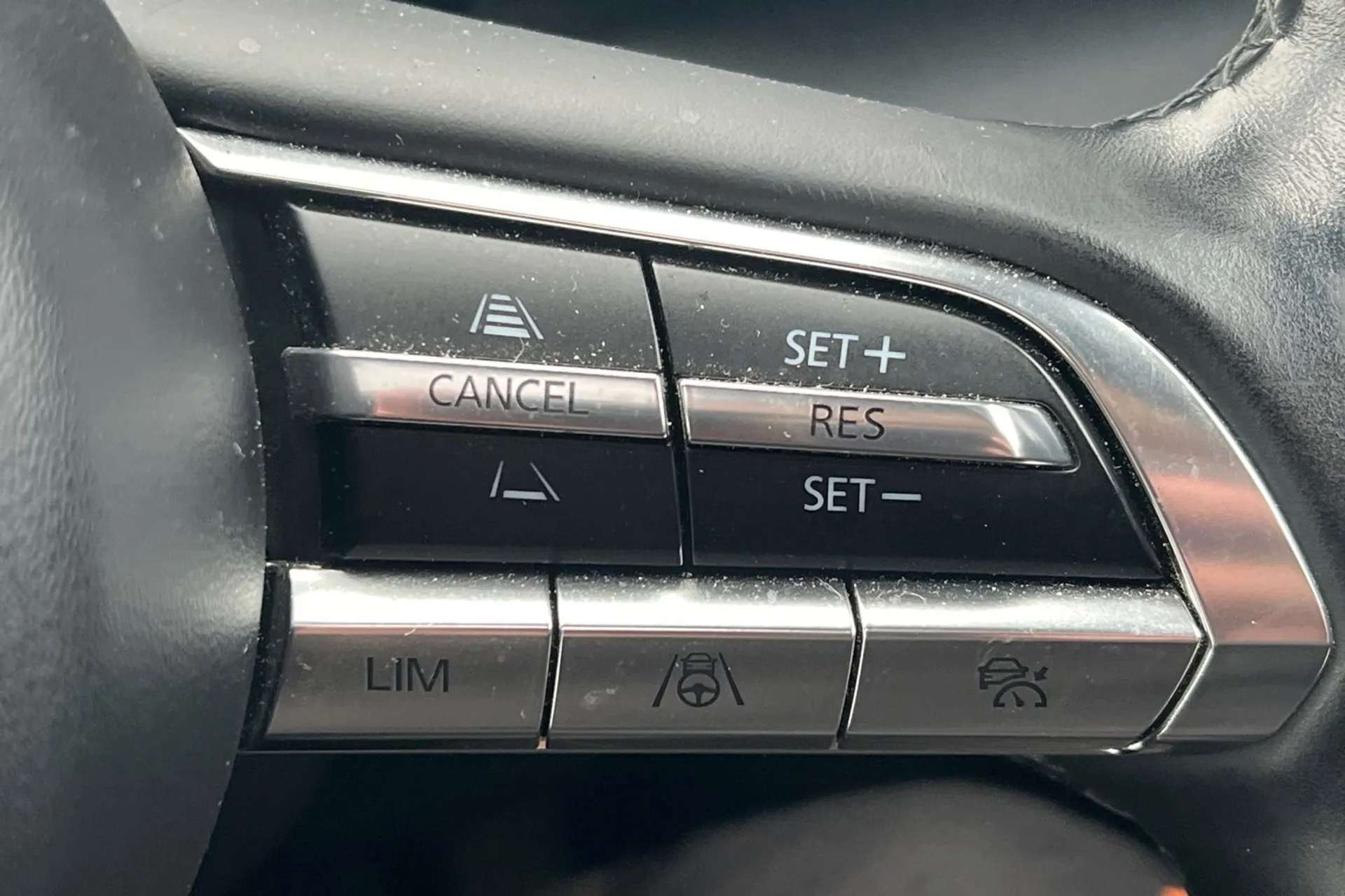 2021 MAZDA MX-30 2021 MAZDA MX-30