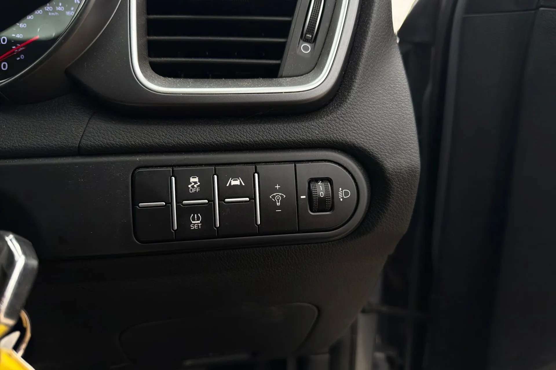 2022 KIA CEED 2022 KIA CEED