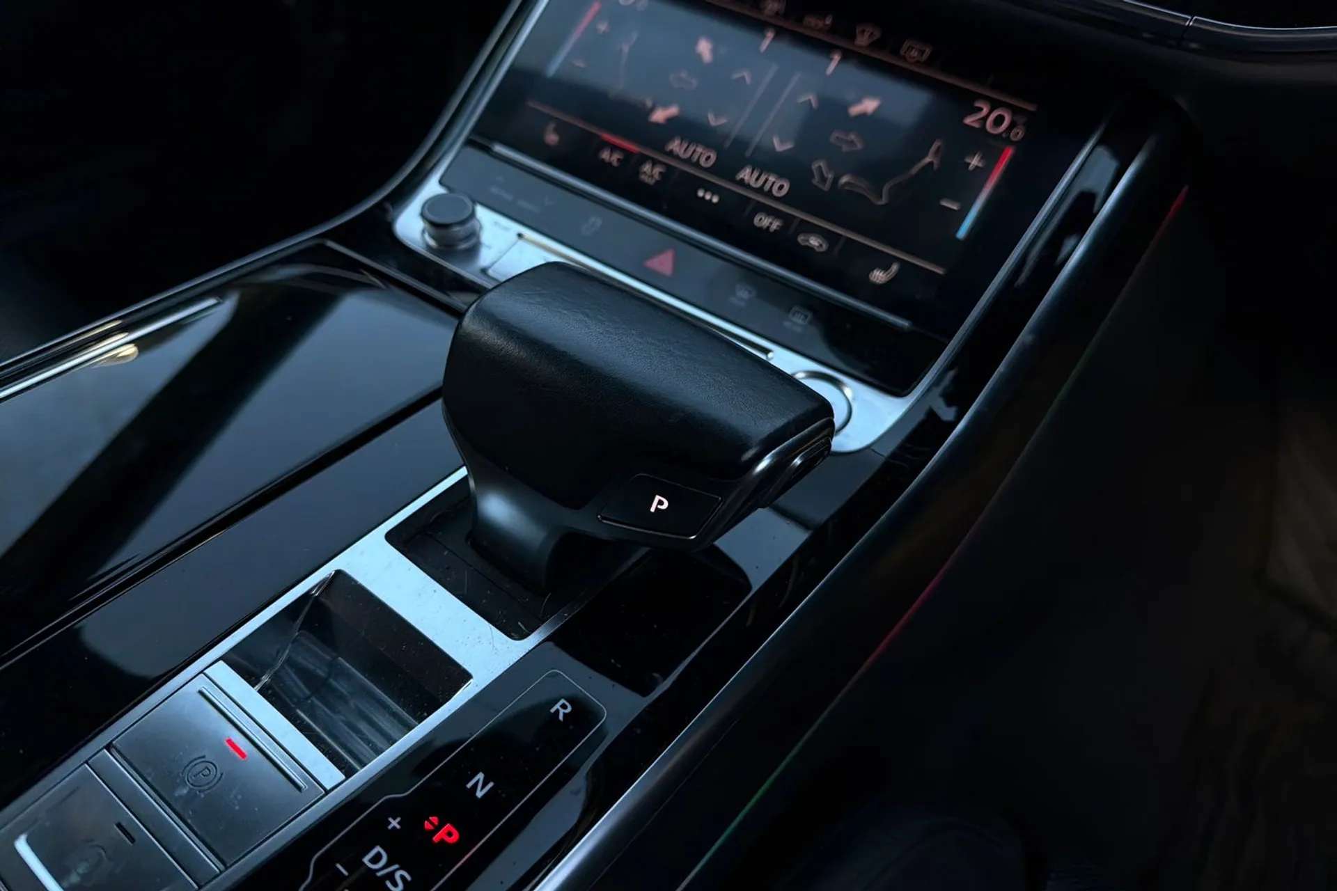 2019 AUDI A8 2019 AUDI A8