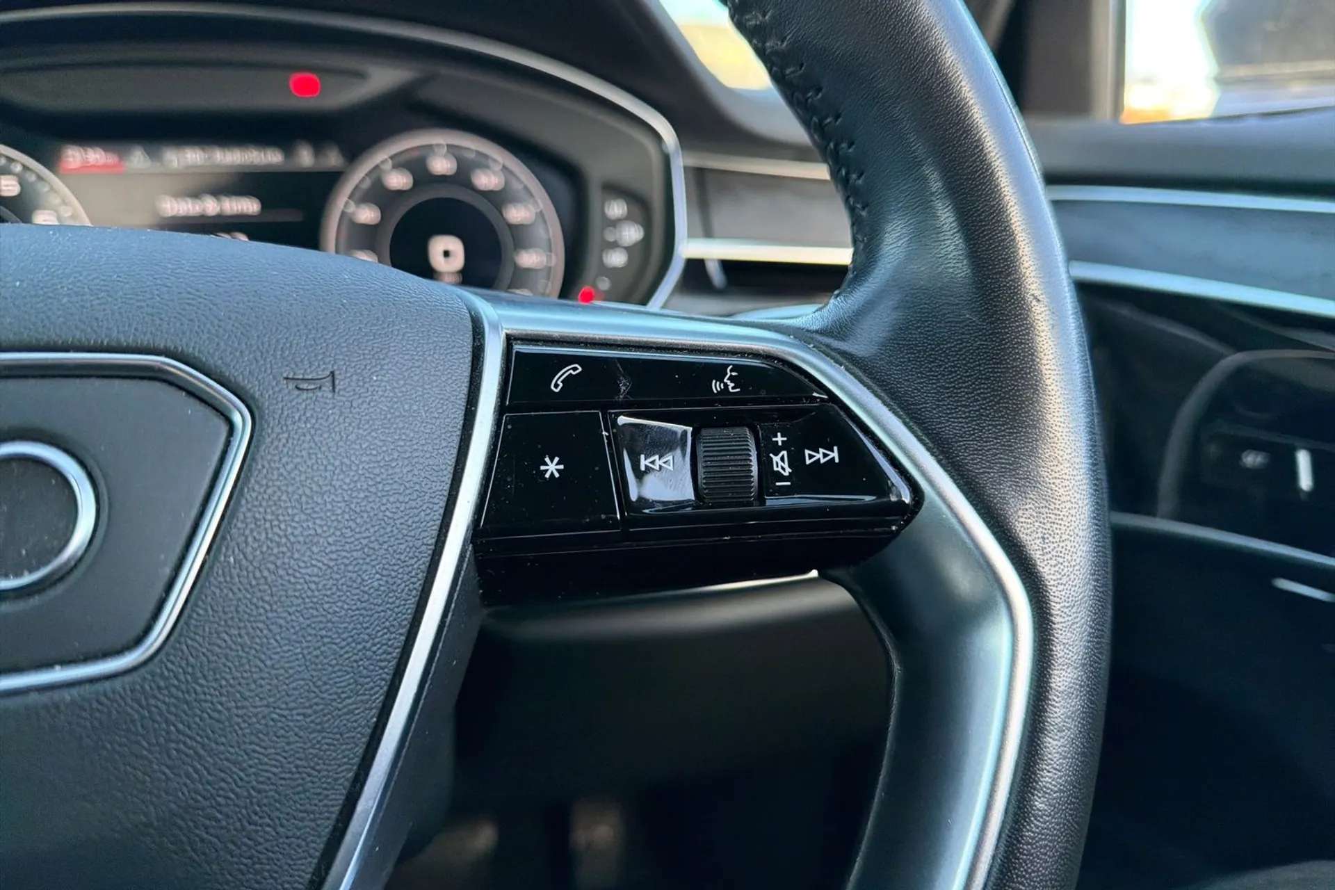 2019 AUDI A8 2019 AUDI A8