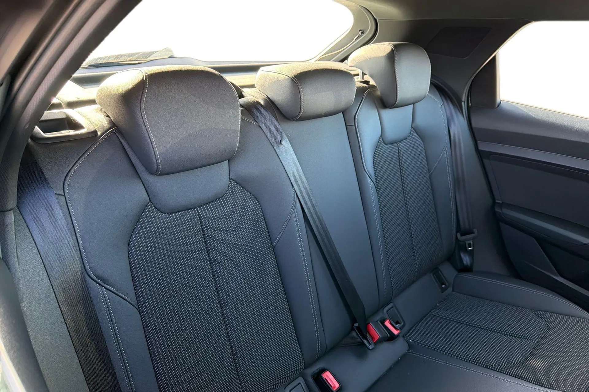 2021 AUDI A1 2021 AUDI A1