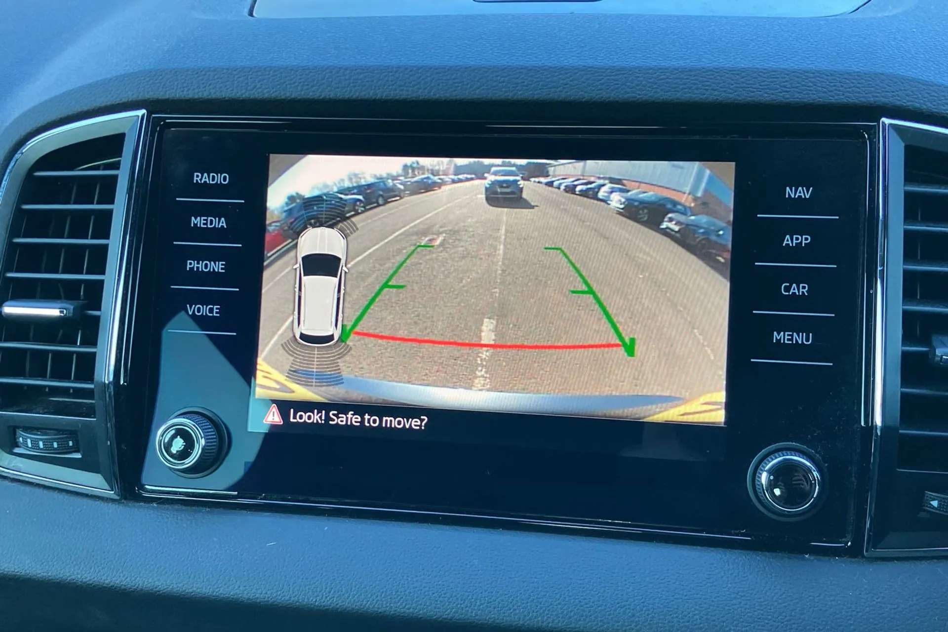 2020 SKODA KAROQ 2020 SKODA KAROQ