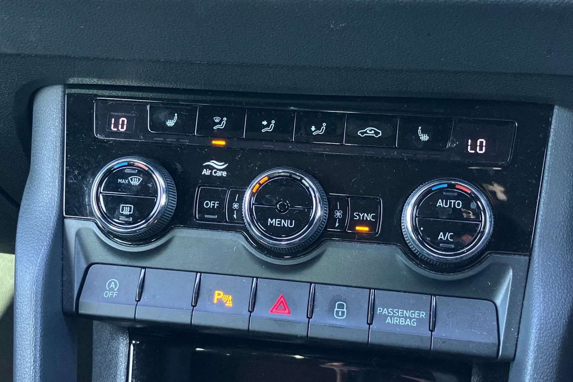 2020 SKODA KAROQ 2020 SKODA KAROQ