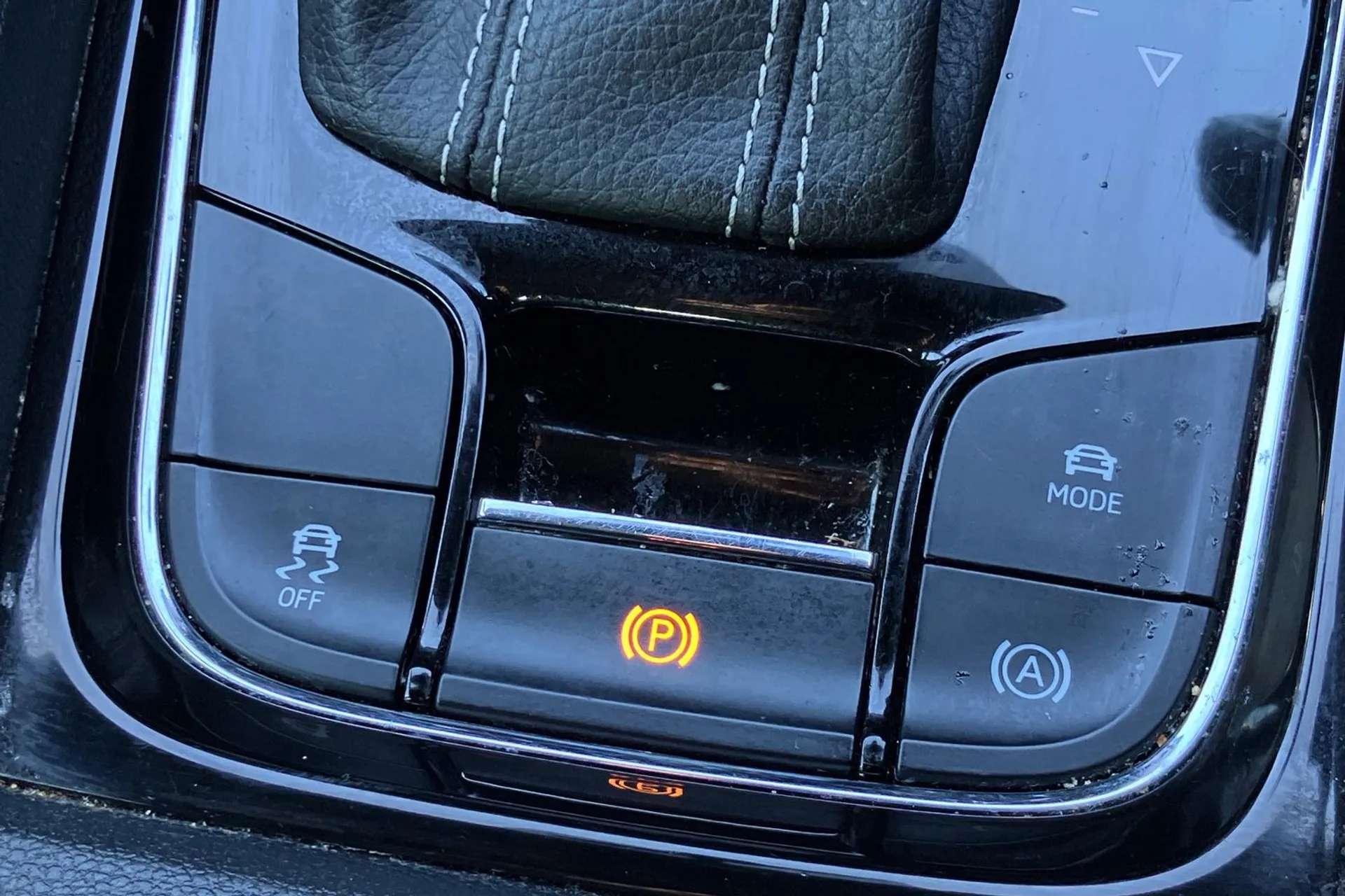 2020 SKODA KAROQ 2020 SKODA KAROQ