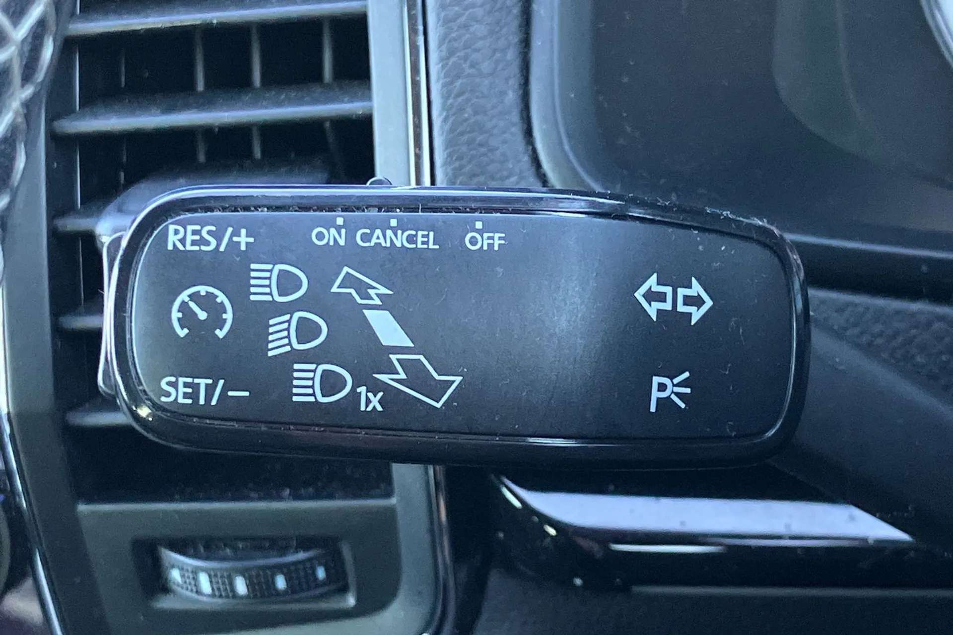 2020 SKODA KAROQ 2020 SKODA KAROQ