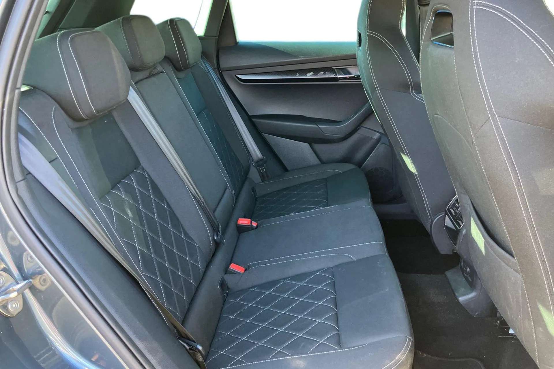 2020 SKODA KAROQ 2020 SKODA KAROQ