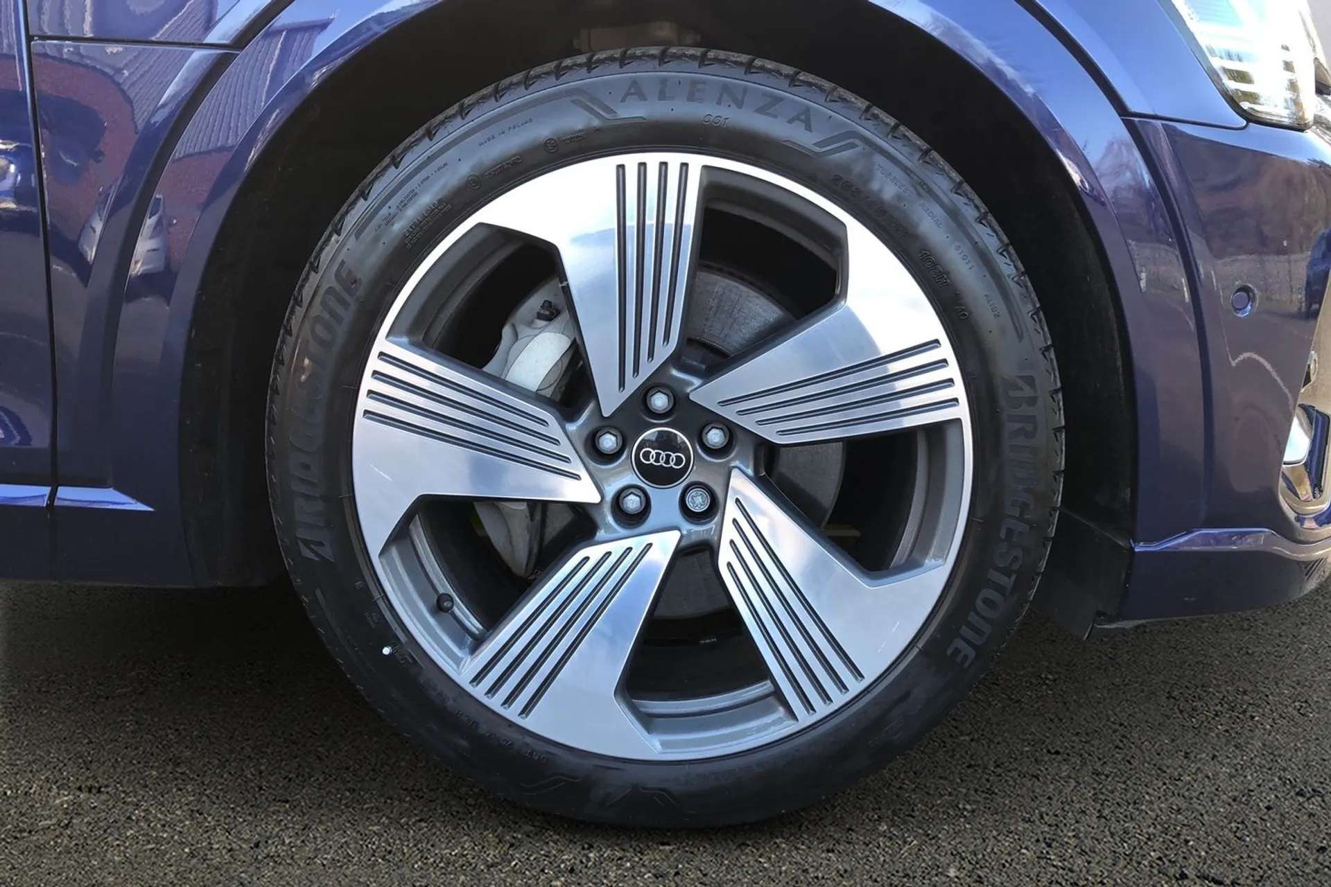 2022 AUDI E-TRON 2022 AUDI E-TRON