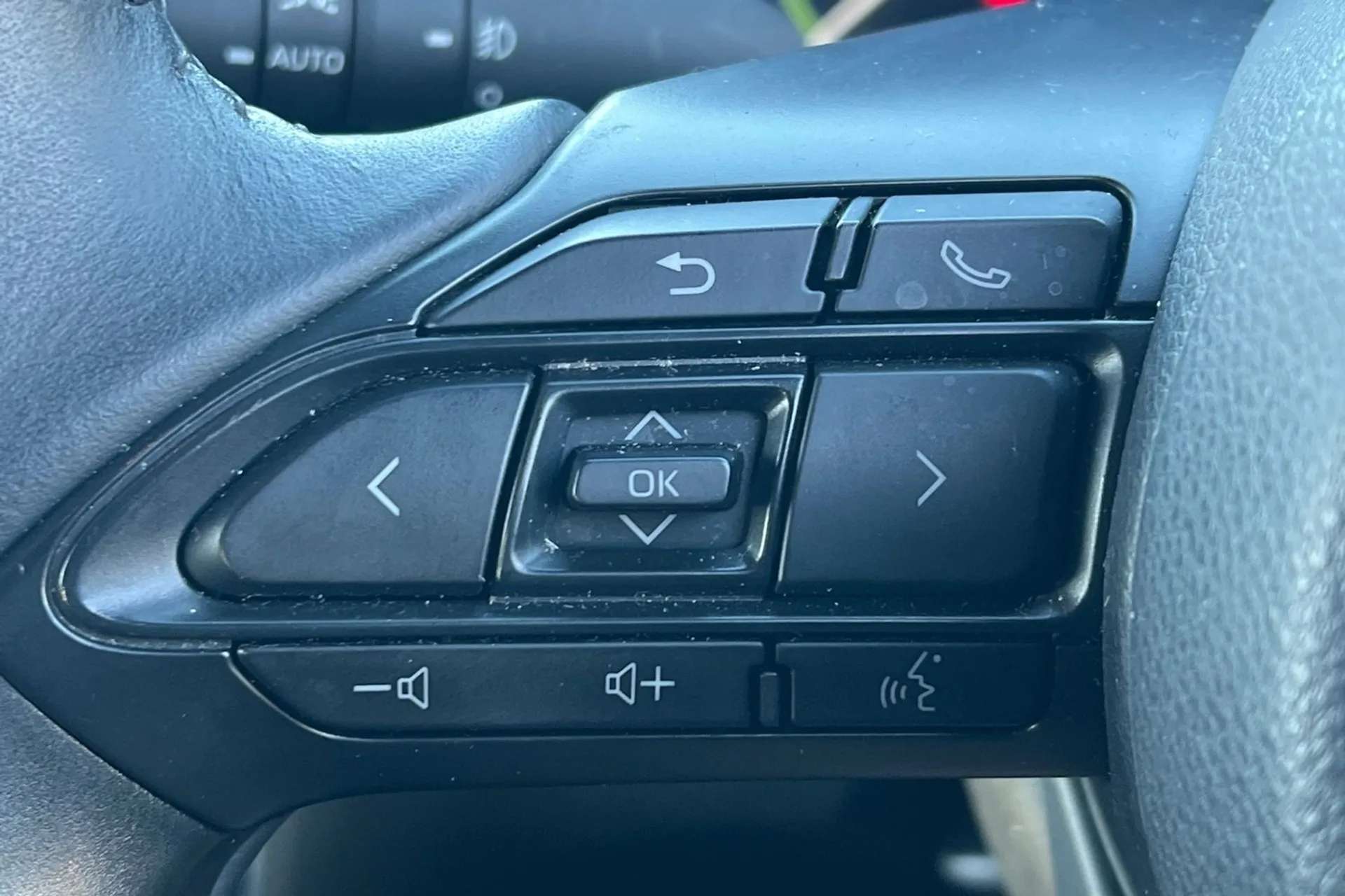 2022 TOYOTA YARIS CROSS 2022 TOYOTA YARIS CROSS