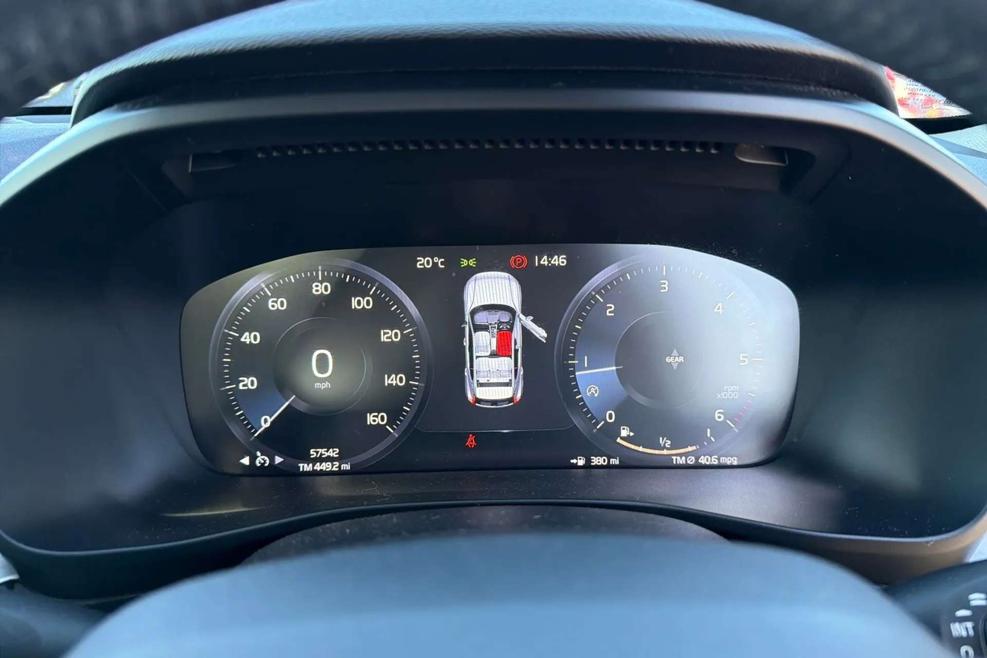 2019 VOLVO XC40 2019 VOLVO XC40