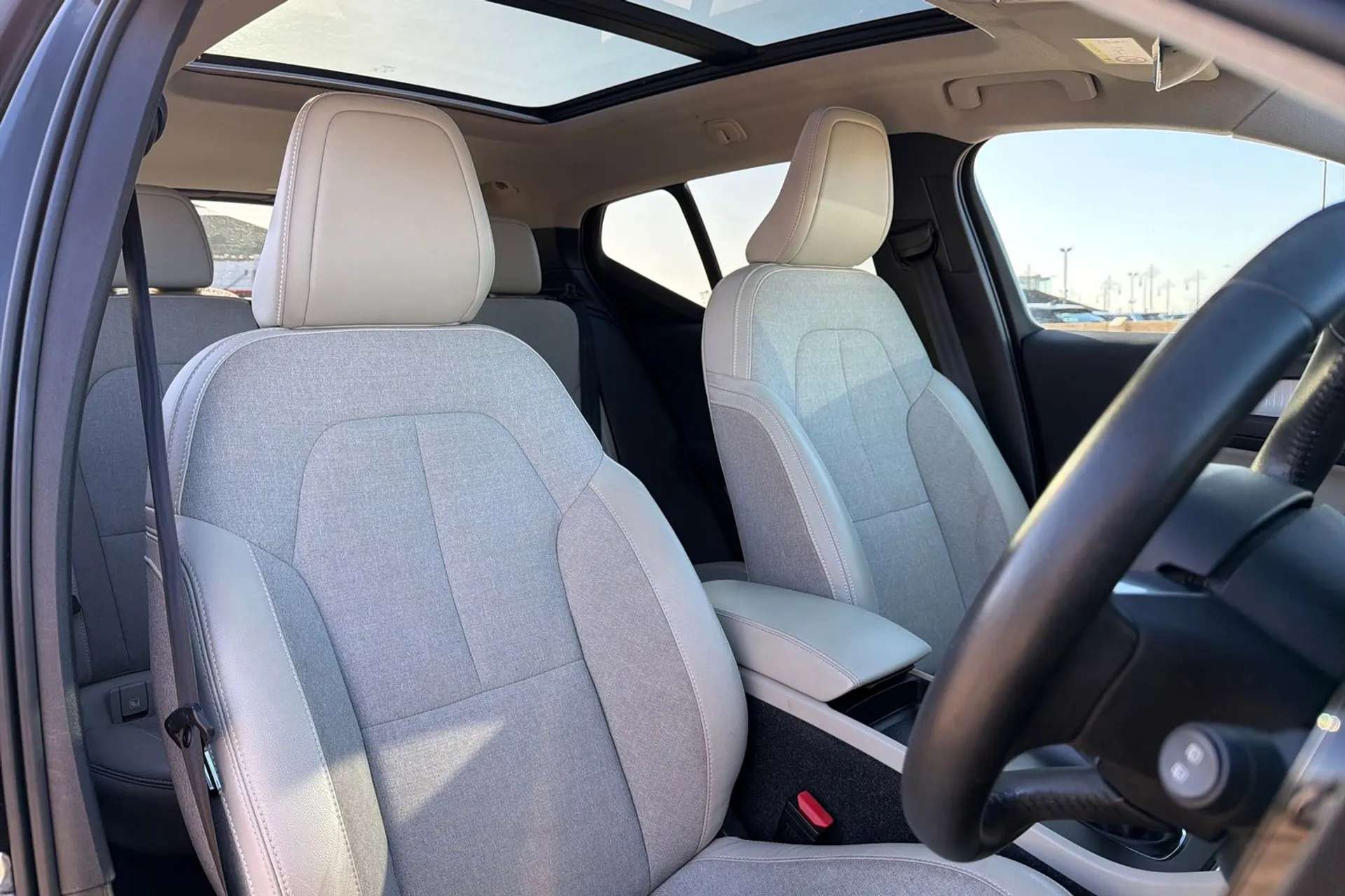 2019 VOLVO XC40 2019 VOLVO XC40