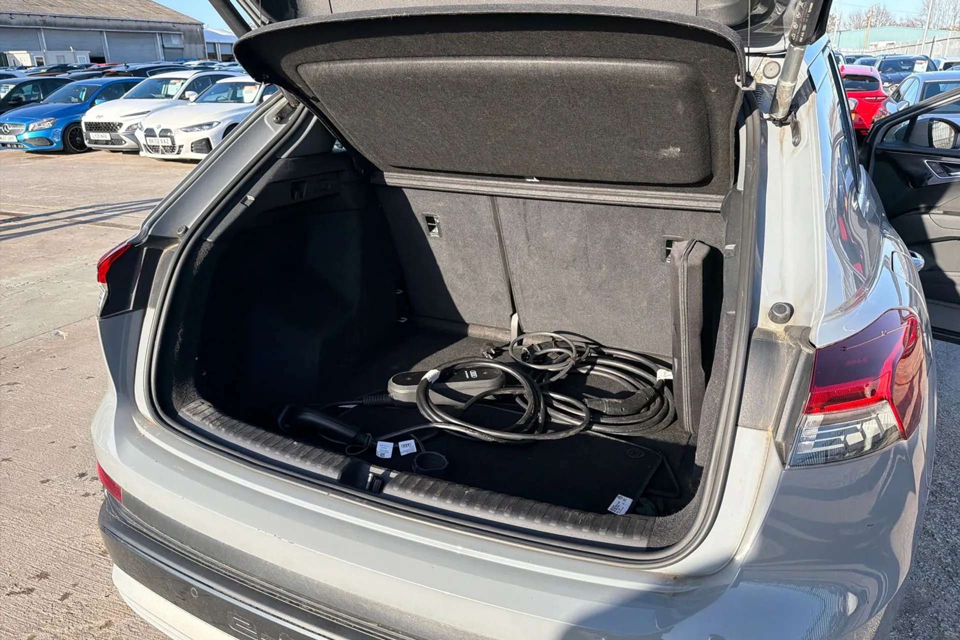 2021 AUDI Q4 2021 AUDI Q4