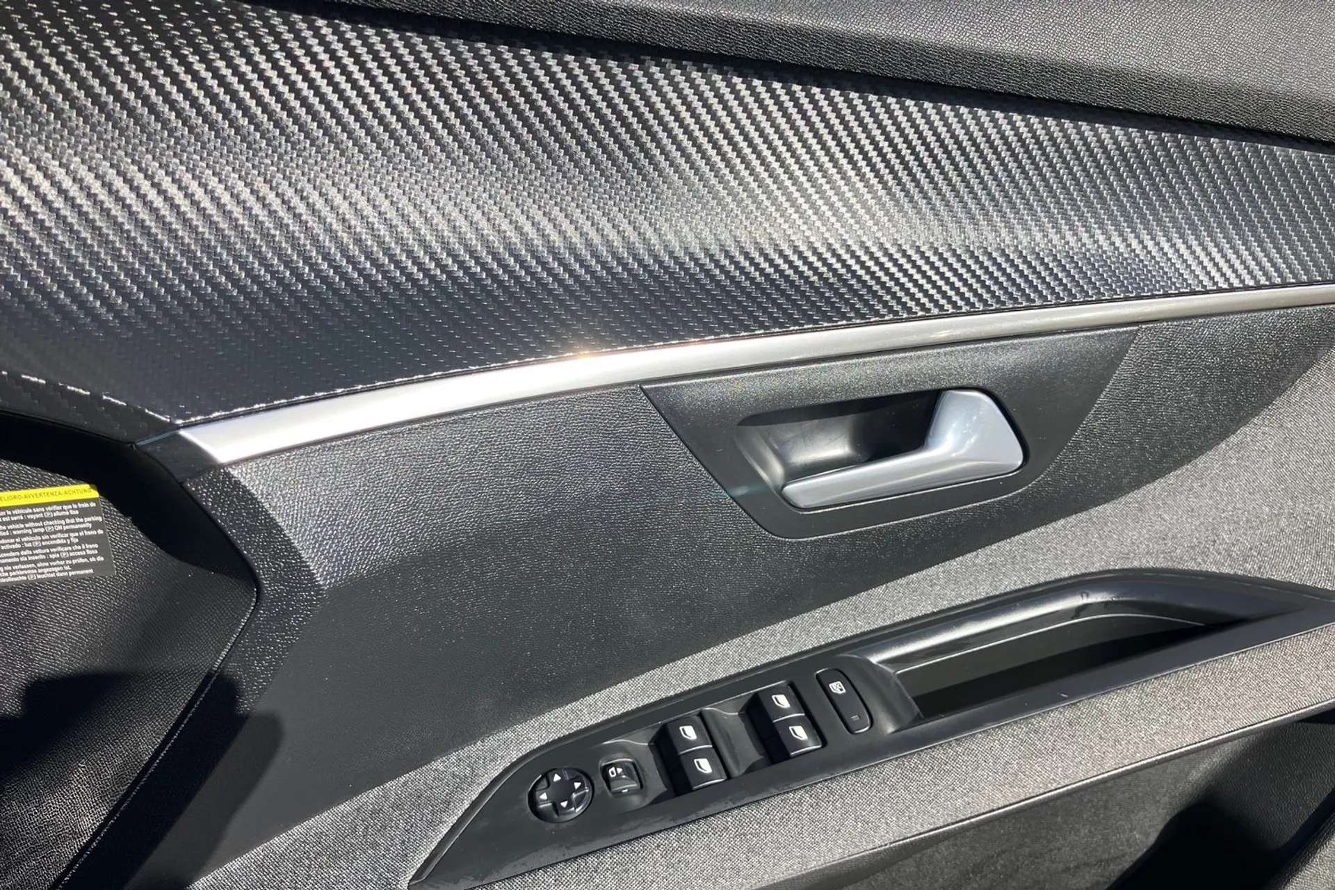 2021 PEUGEOT 5008 2021 PEUGEOT 5008