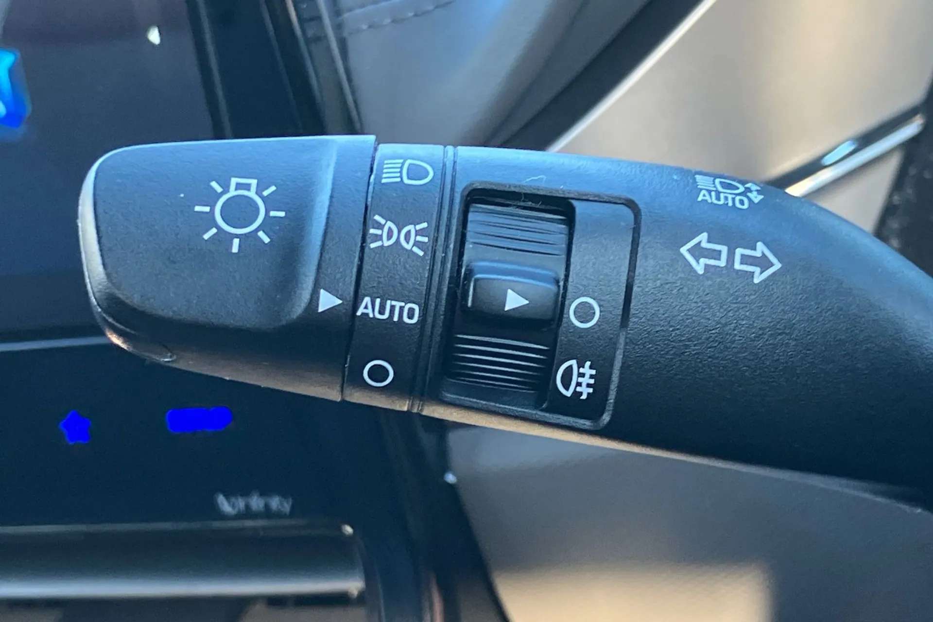 2022 HYUNDAI IONIQ 2022 HYUNDAI IONIQ