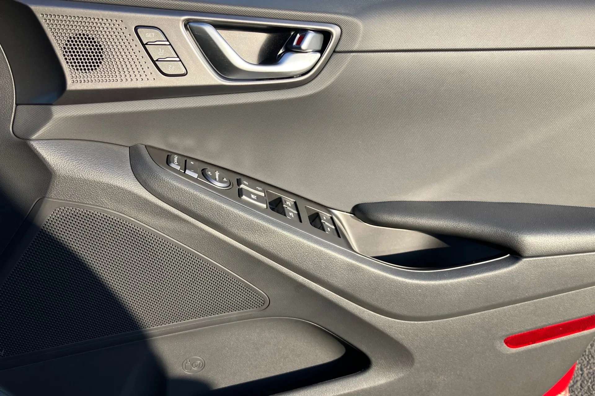 2022 HYUNDAI IONIQ 2022 HYUNDAI IONIQ