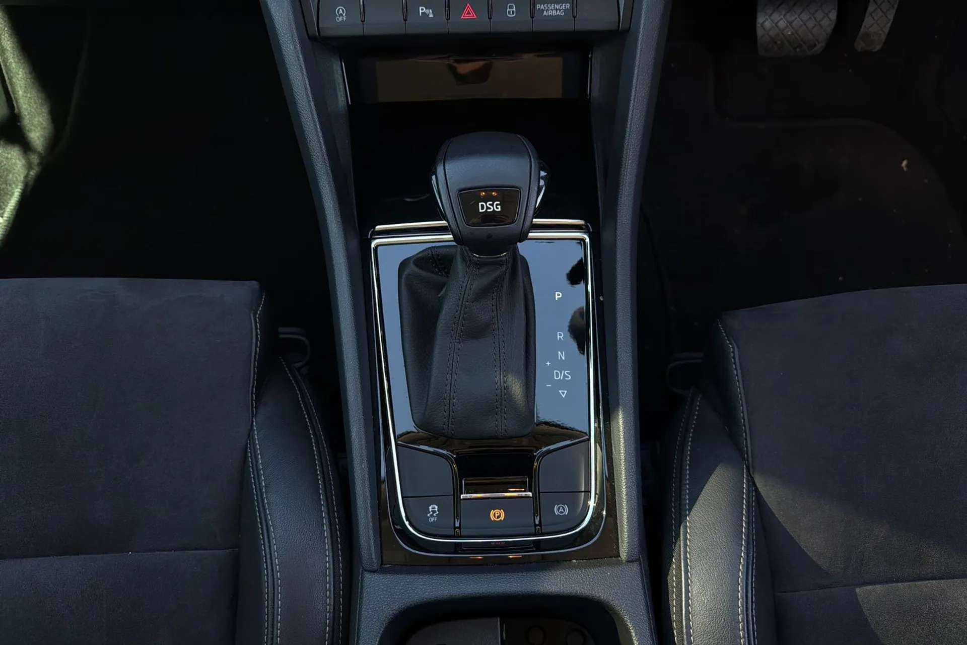 2018 SKODA KAROQ 2018 SKODA KAROQ