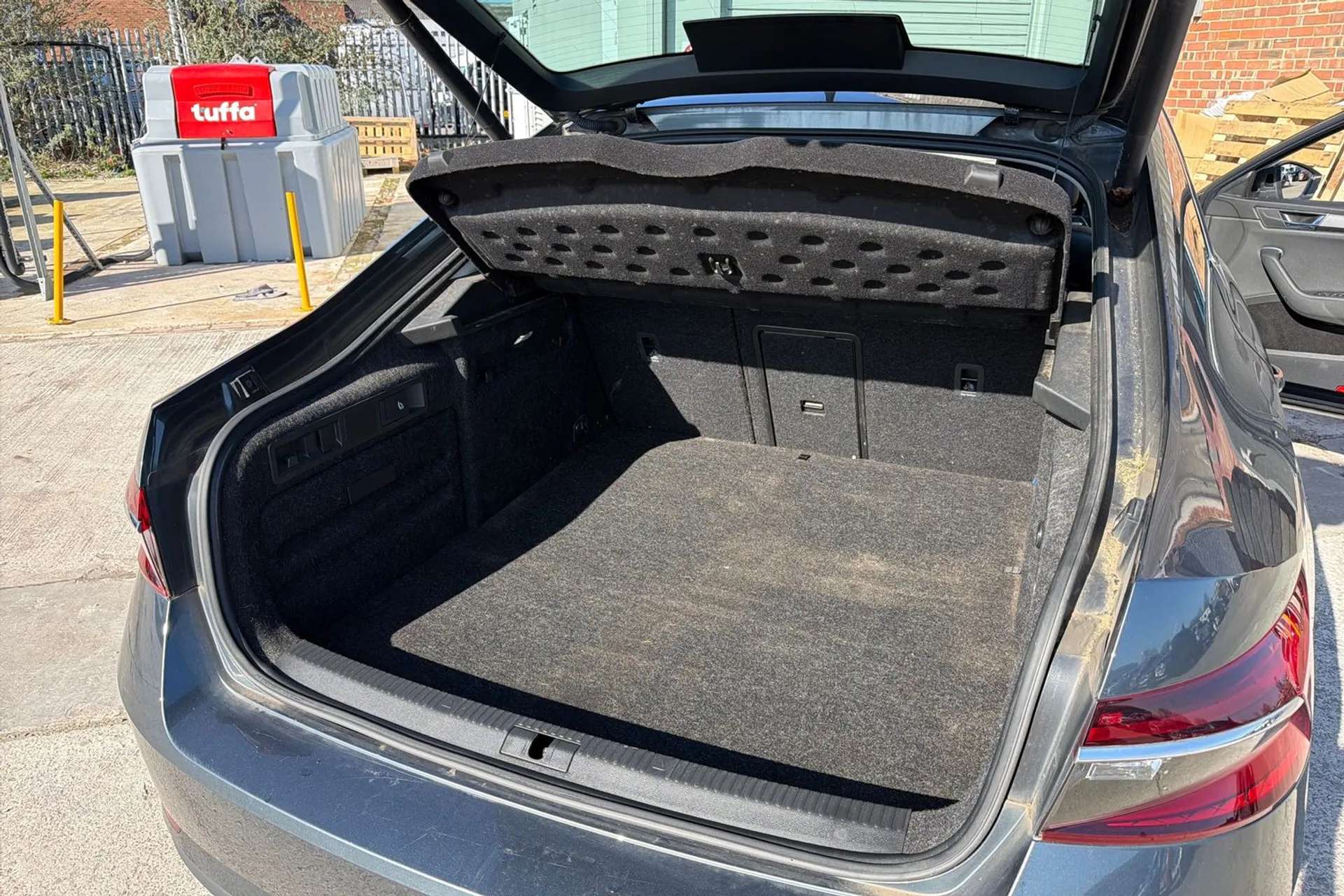 2021 SKODA SUPERB 2021 SKODA SUPERB