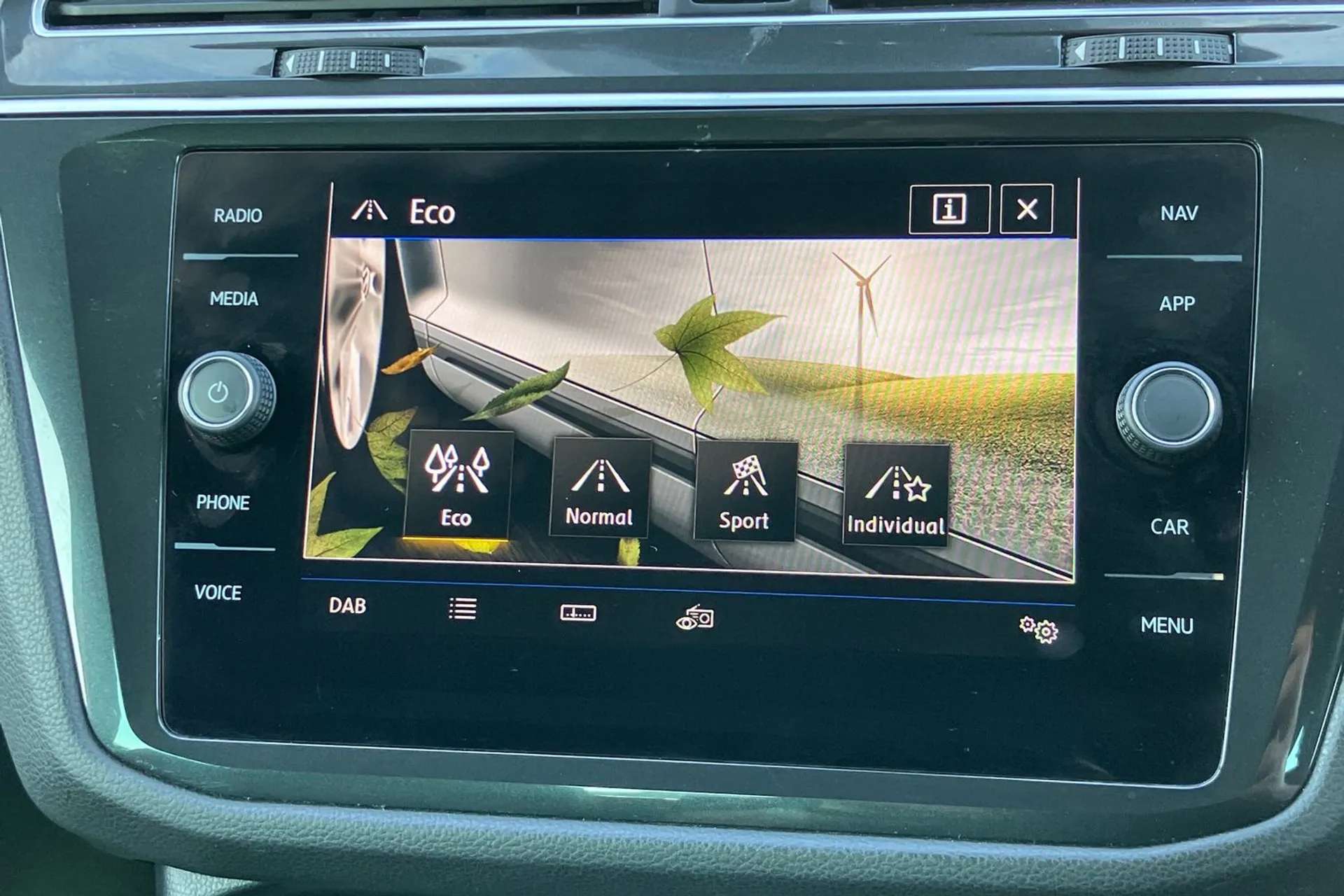 2020 VOLKSWAGEN TIGUAN 2020 VOLKSWAGEN TIGUAN